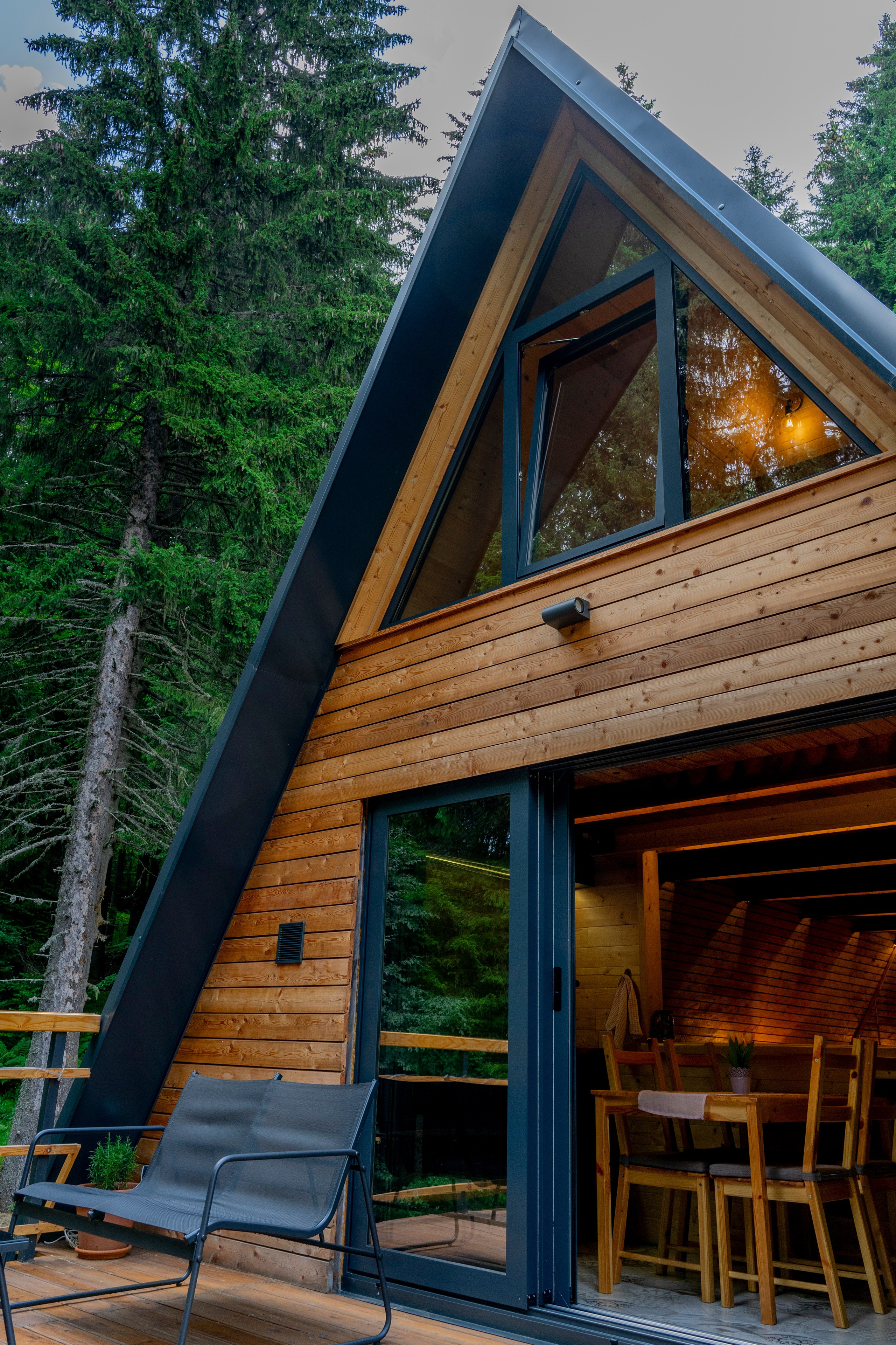 Viktorija Chalet. Photographer Liana Sudets Serbia Kopaonik Brzece Brus