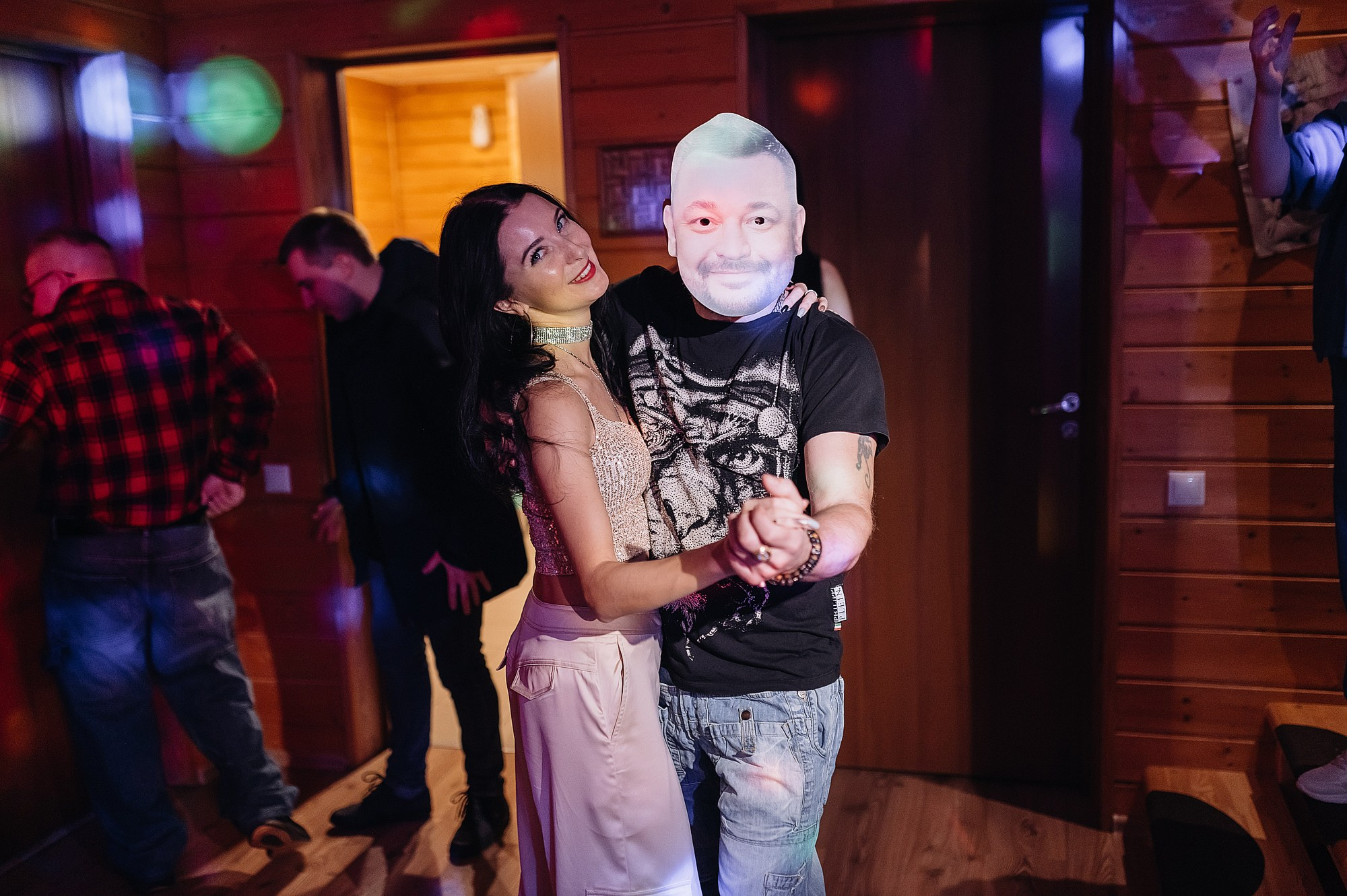 Юбилей Лилии в стиле 2000х. Свадебный фотограф в Дубне Алексей Фонарёв