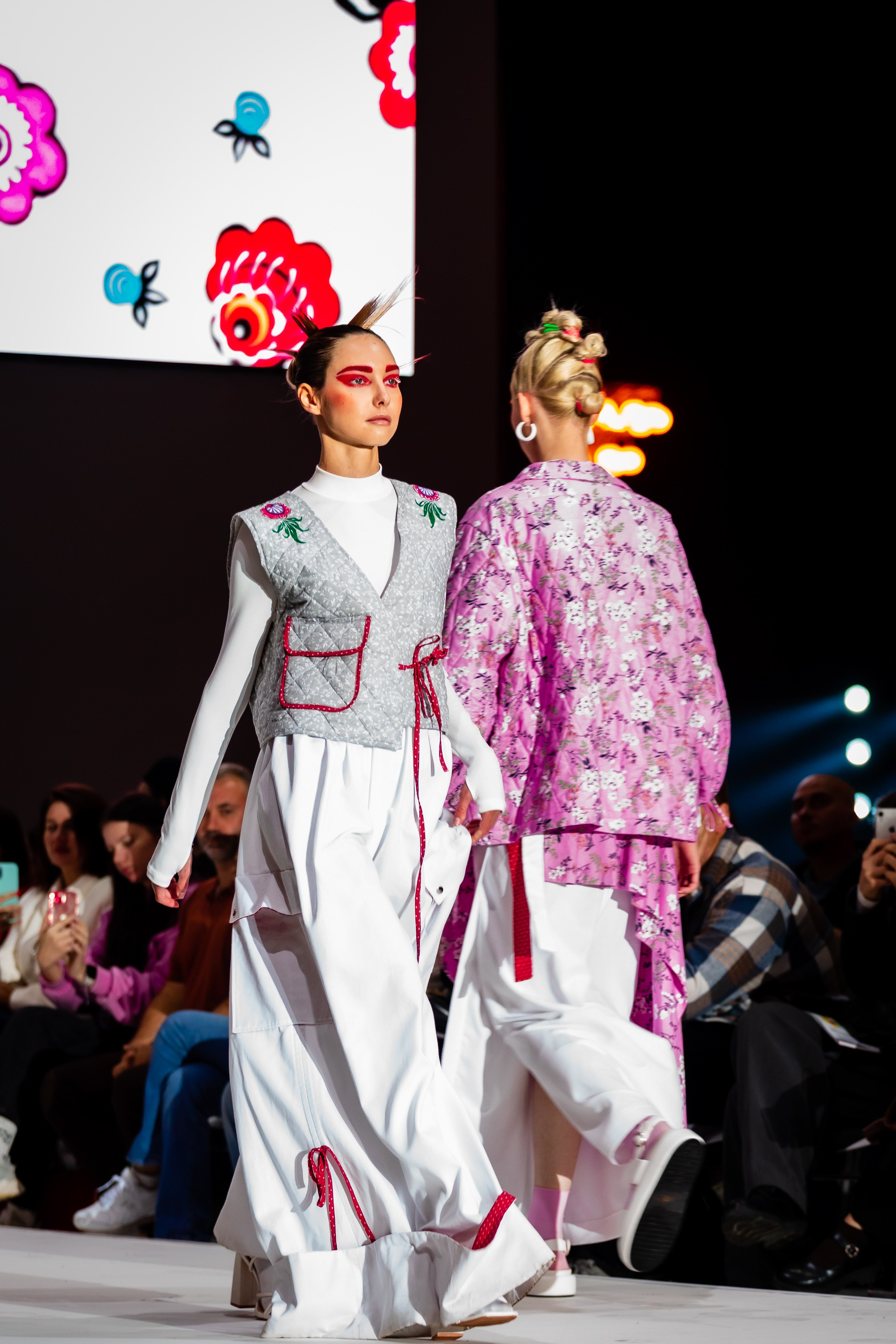 Фото с показа NOVIKOVA DSN и Шуйские ситцы MFW 29.08.25. Фотосессии и репортаж — Фотограф в Москве — Рина Серёгина