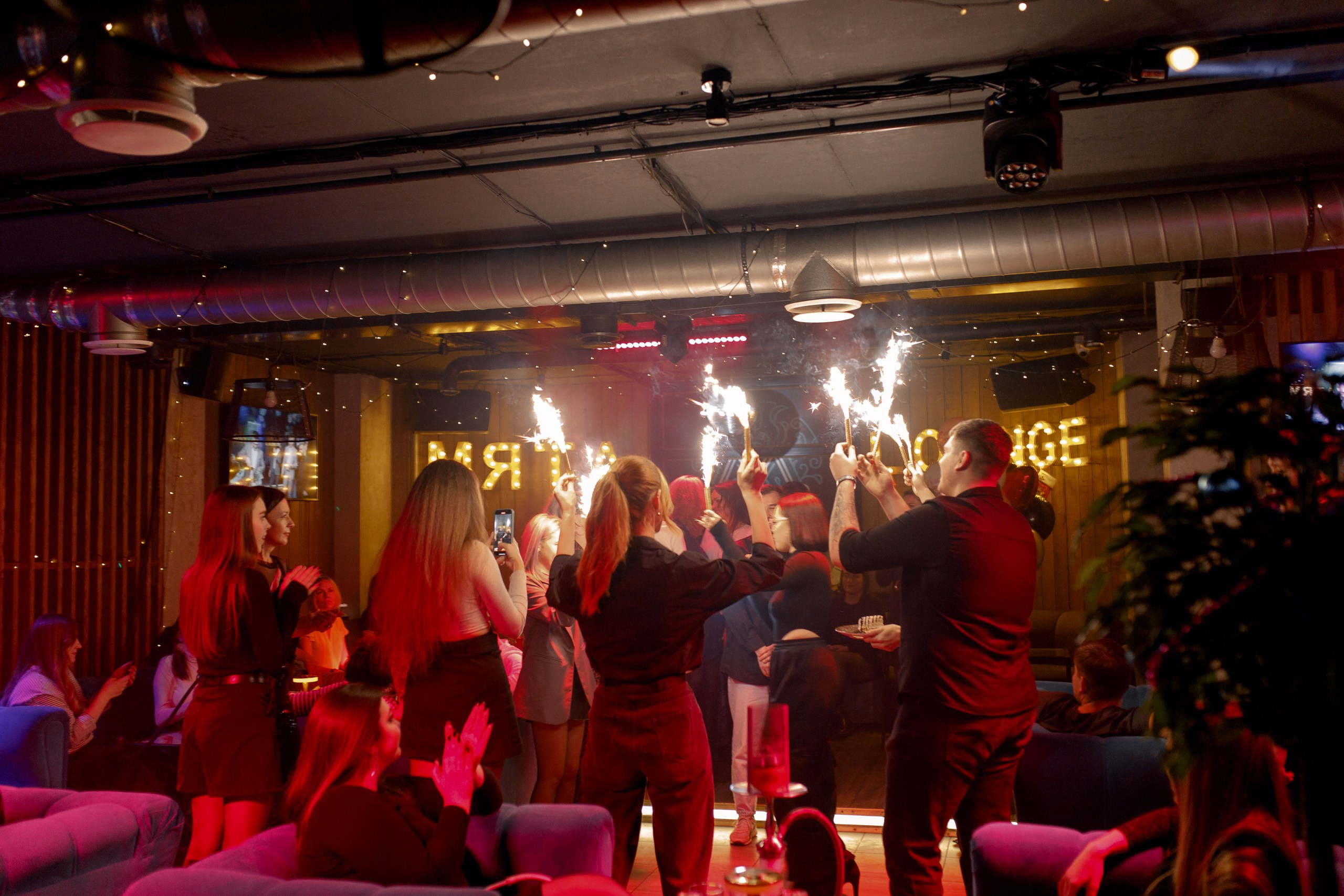 02/12/23 Караоке в Мята Спортивная. Мята Спортивная — Кальянная, караоке, бар в Минске