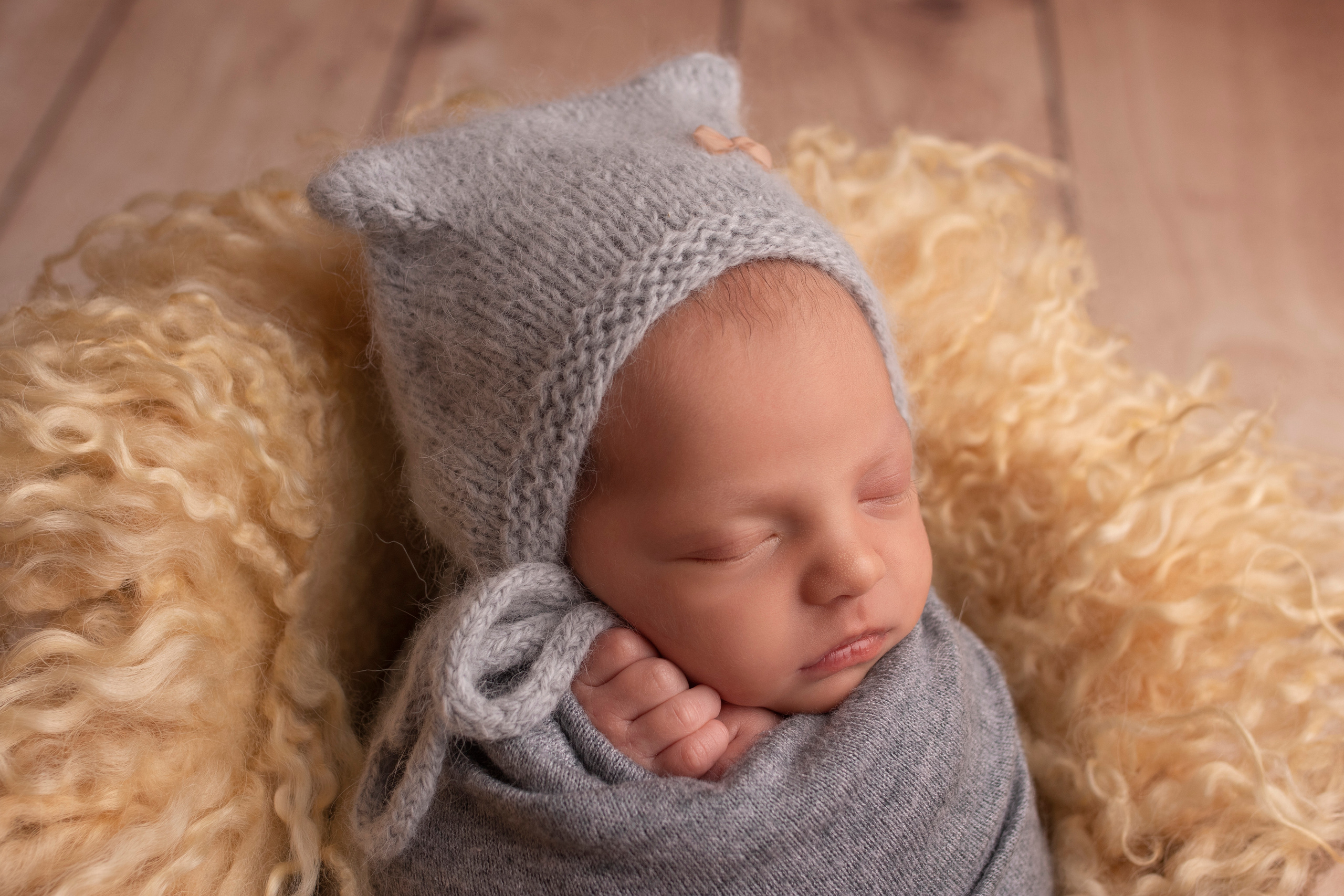 Красивые фотографии малышей у Вас дома. Фотограф новорождённых в Санкт-Петербурге Лилия Яковлева