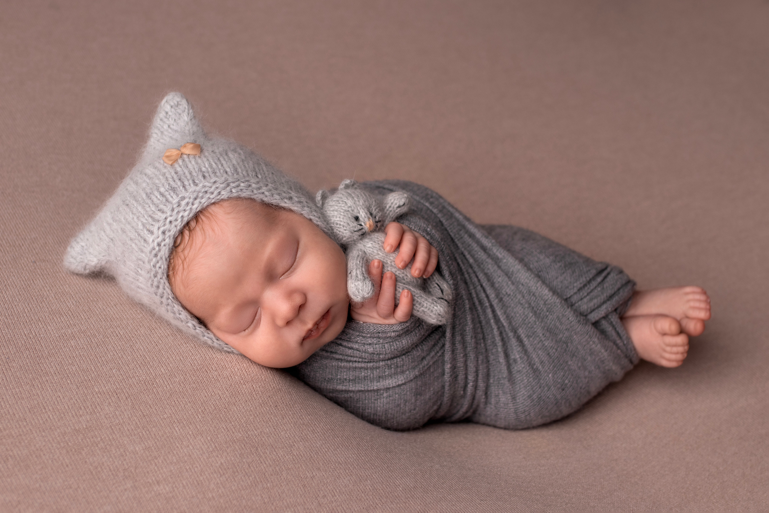Красивые фотографии малышей у Вас дома. Фотограф новорождённых в Санкт-Петербурге Лилия Яковлева