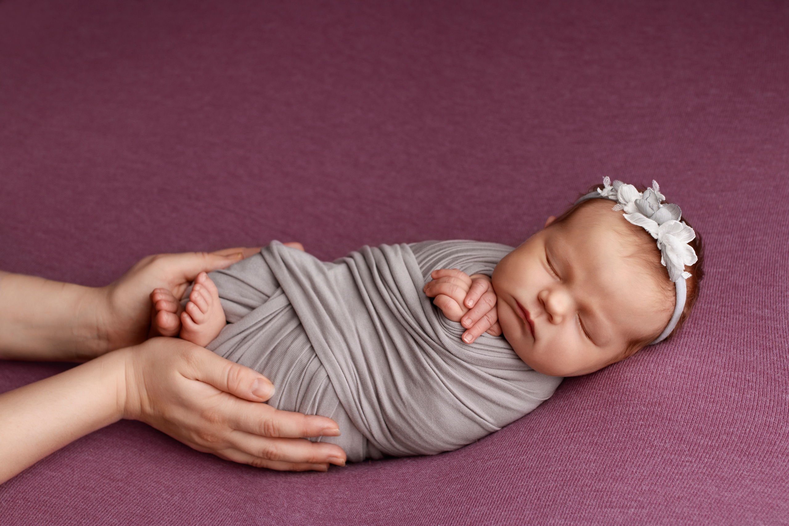Красивые фотографии малышей у Вас дома. Фотограф новорождённых в Санкт-Петербурге Лилия Яковлева