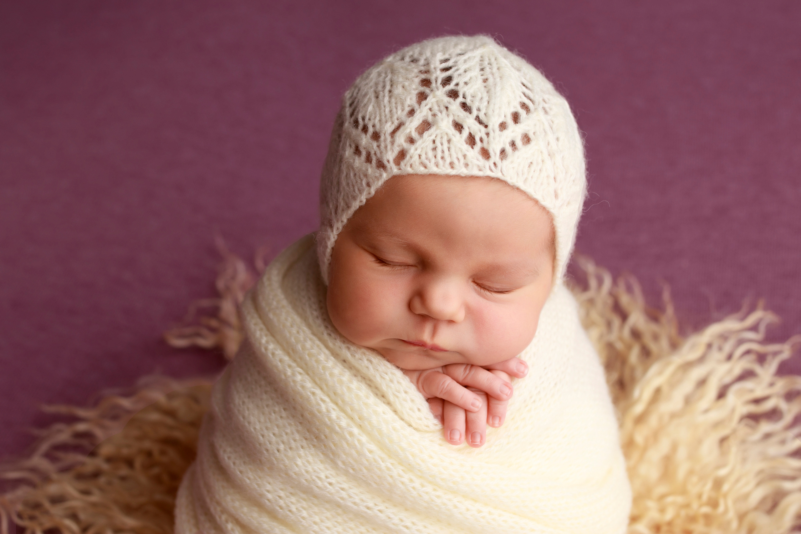 Красивые фотографии малышей у Вас дома. Фотограф новорождённых в Санкт-Петербурге Лилия Яковлева