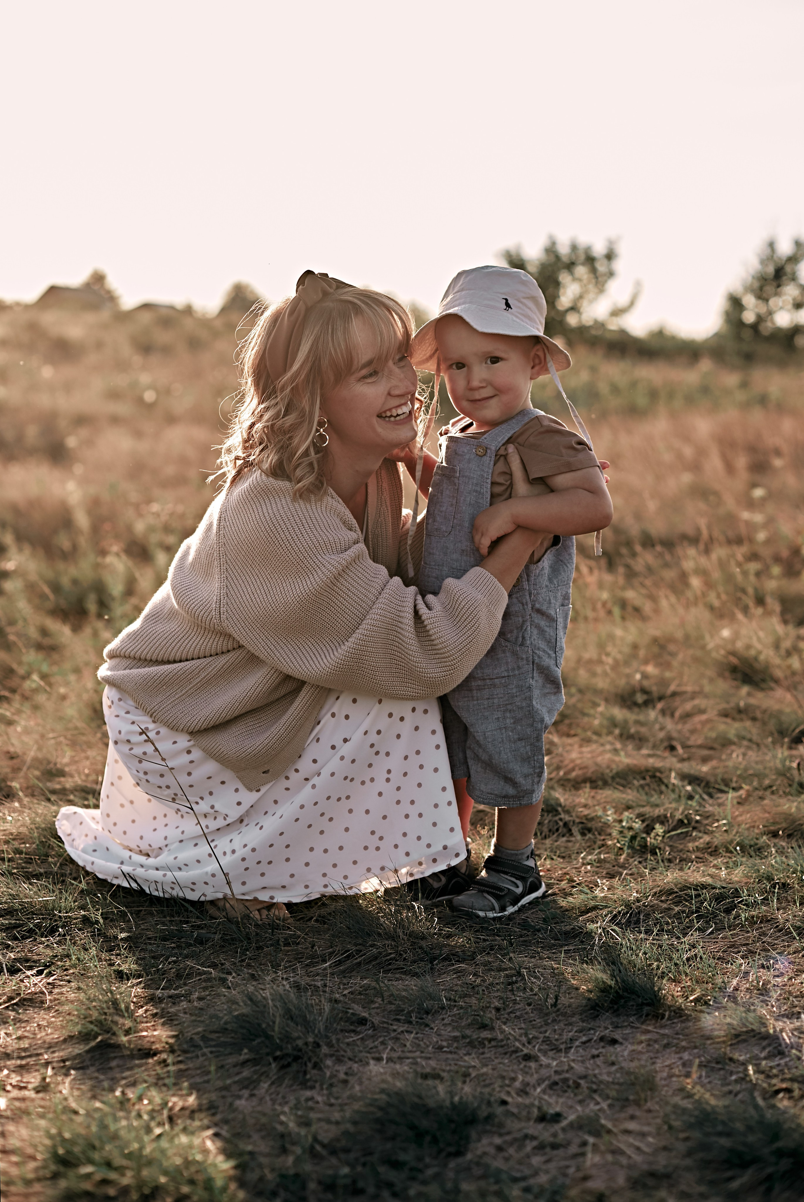 Катя с семьей. Порог Ревун. Главная