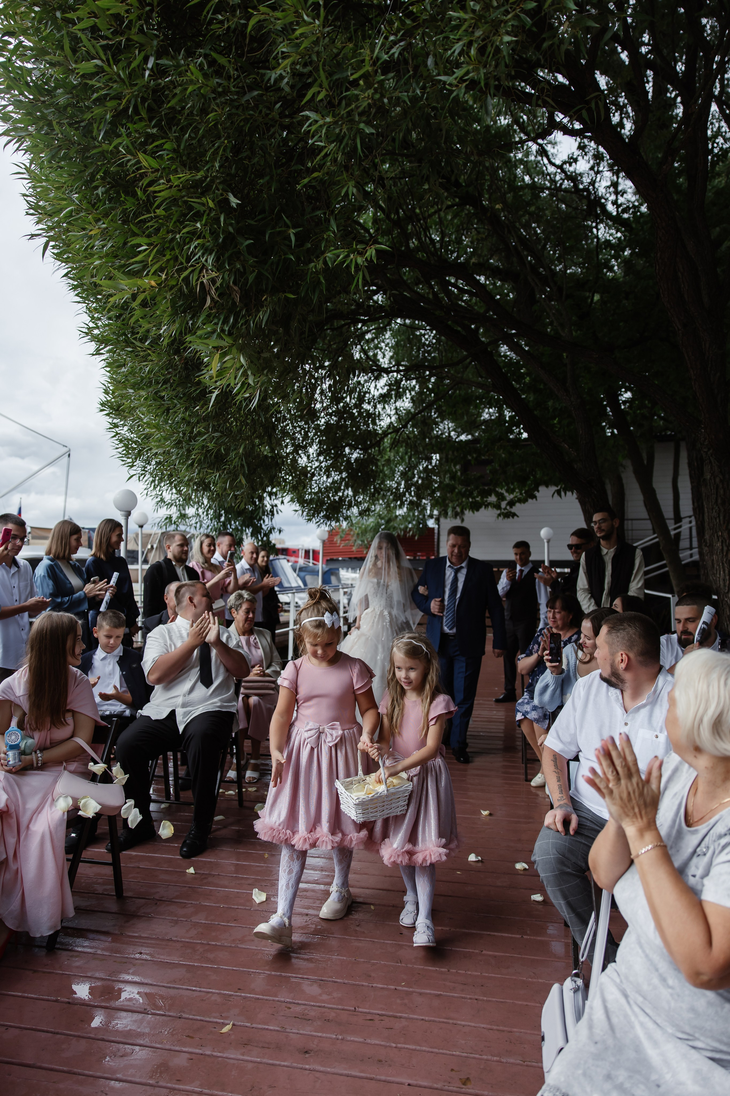 Фотограф на свадьбу на полный день. Фотограф, видеограф на свадьбу в Москве Никита Назаров