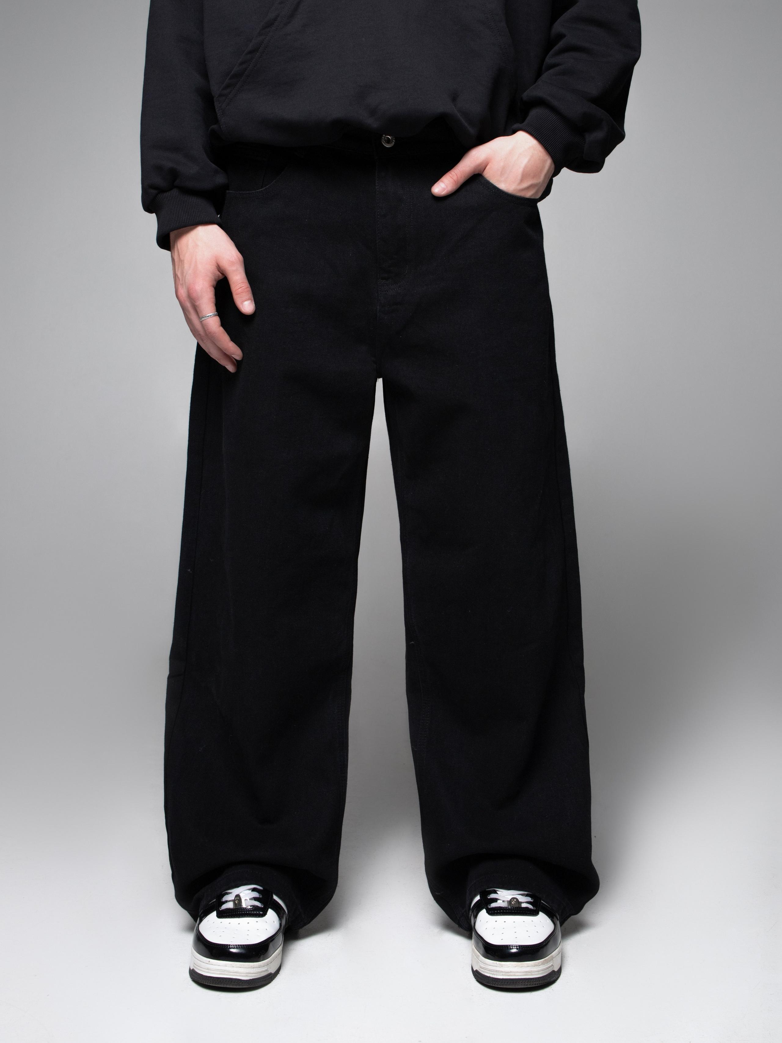 КАТАЛОГ | серый фон. RUNA production — стильные съемки для брендов