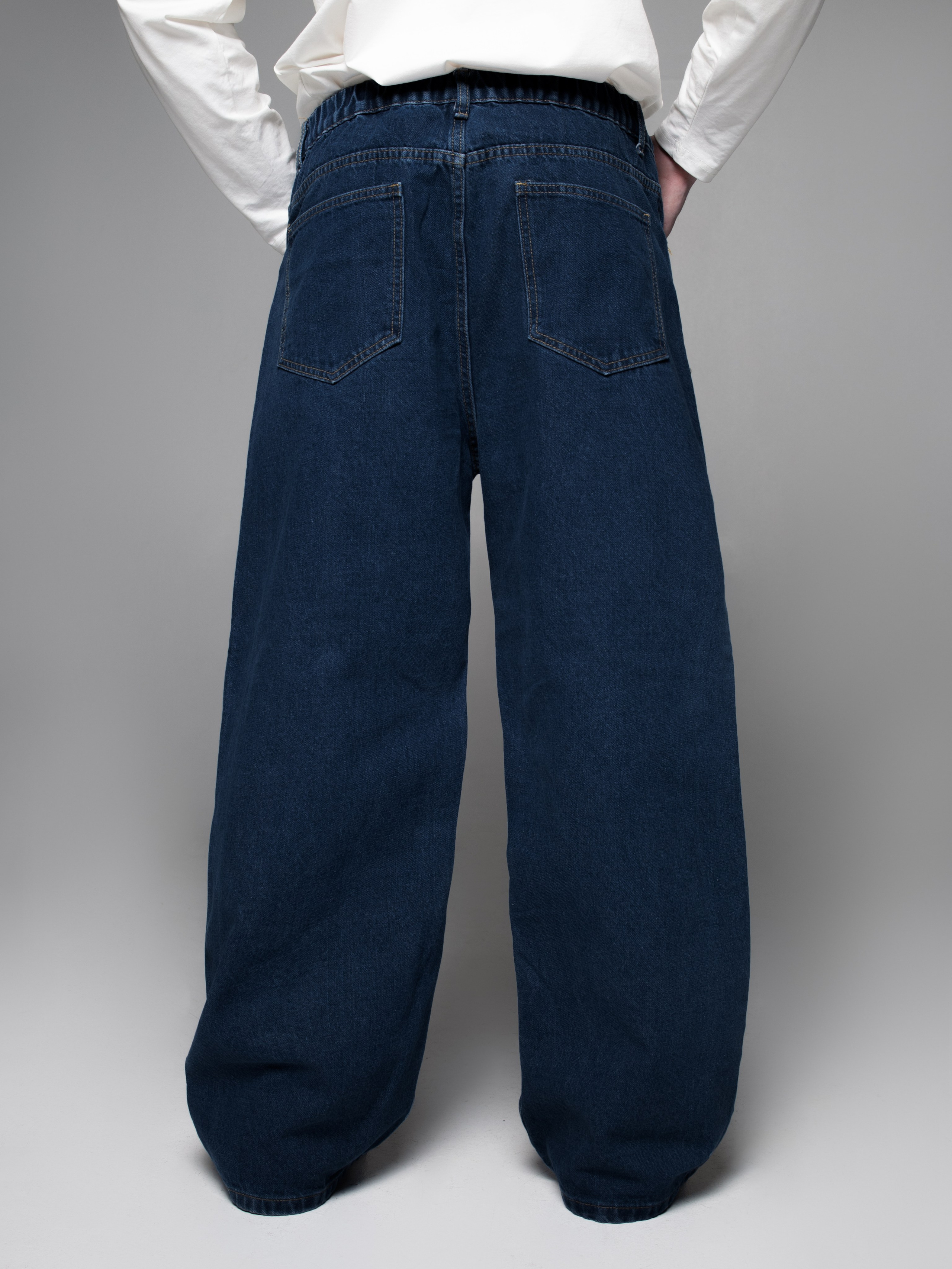 КАТАЛОГ | серый фон. RUNA production — стильные съемки для брендов