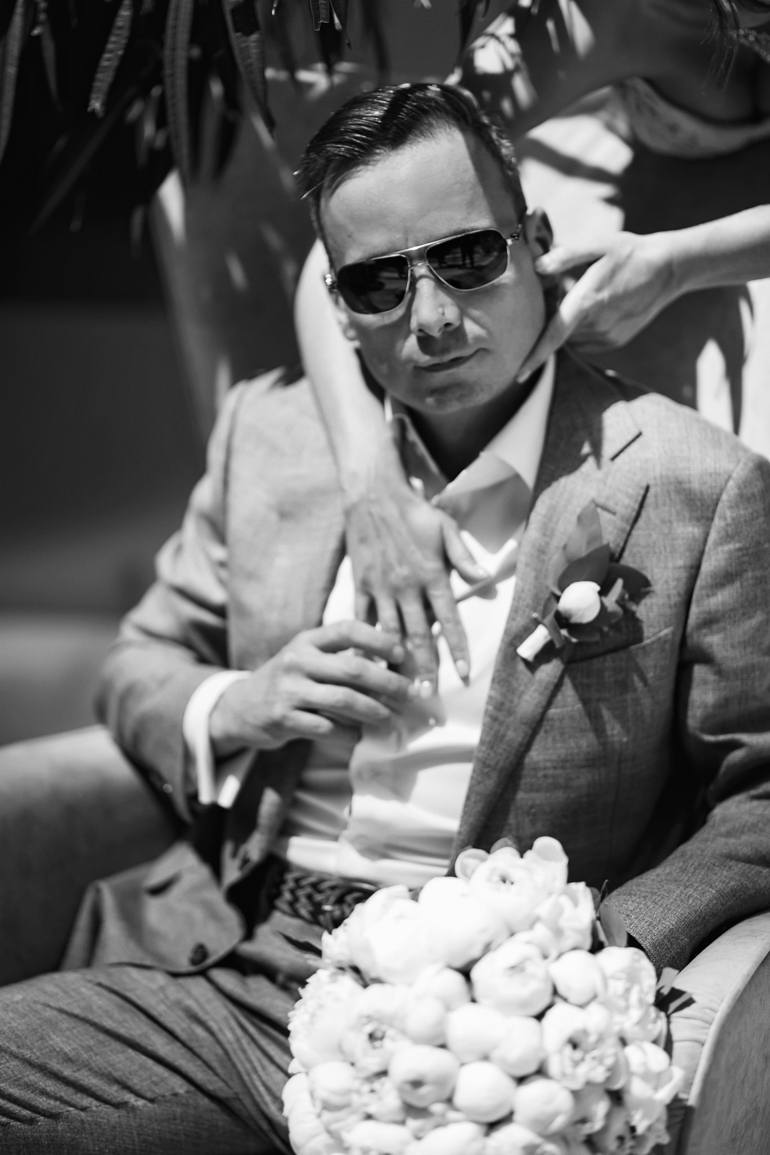 Прогулка на яхте в день свадьбы вместе с фото и видео Твинс Студио. ТВИНС СТУДИО — лучшие свадебные фотографы и видеографы в Краснодаре