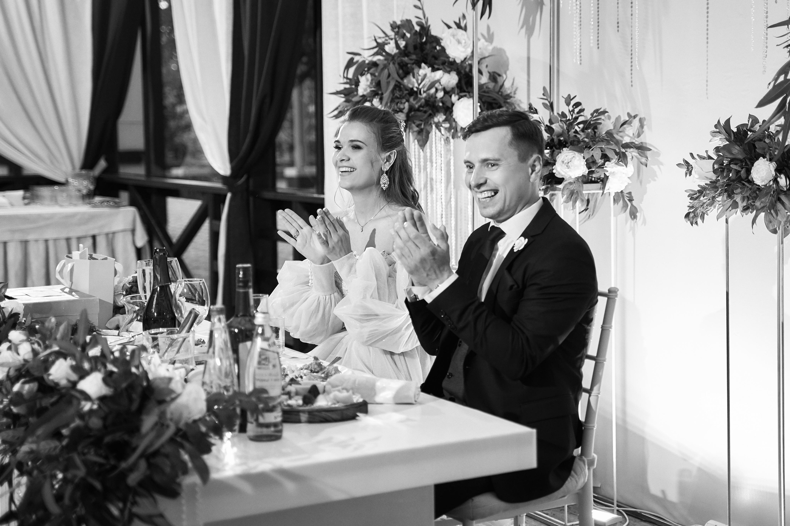 Камерная свадьба в фотостудии, парке Галицкого и Екатерининском загсе. ТВИНС СТУДИО — лучшие свадебные фотографы и видеографы в Краснодаре