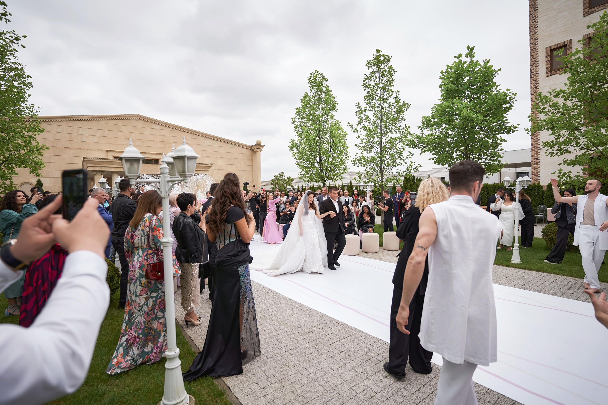 Красивая Армянская свадьба в Краснодаре от SAPG wedding. ТВИНС СТУДИО — лучшие свадебные фотографы и видеографы в Краснодаре