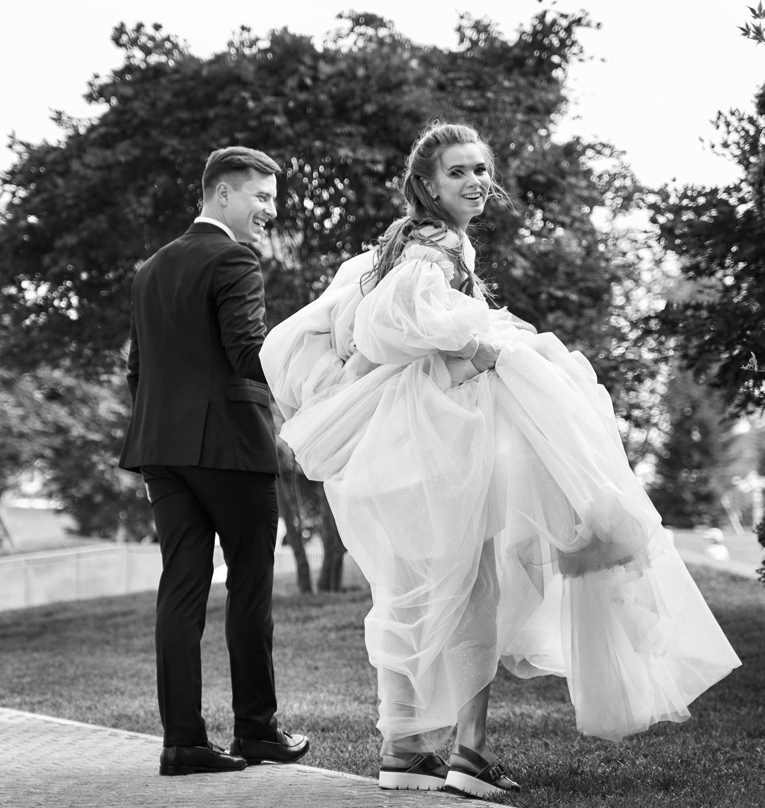 Камерная свадьба в фотостудии, парке Галицкого и Екатерининском загсе. ТВИНС СТУДИО — лучшие свадебные фотографы и видеографы в Краснодаре