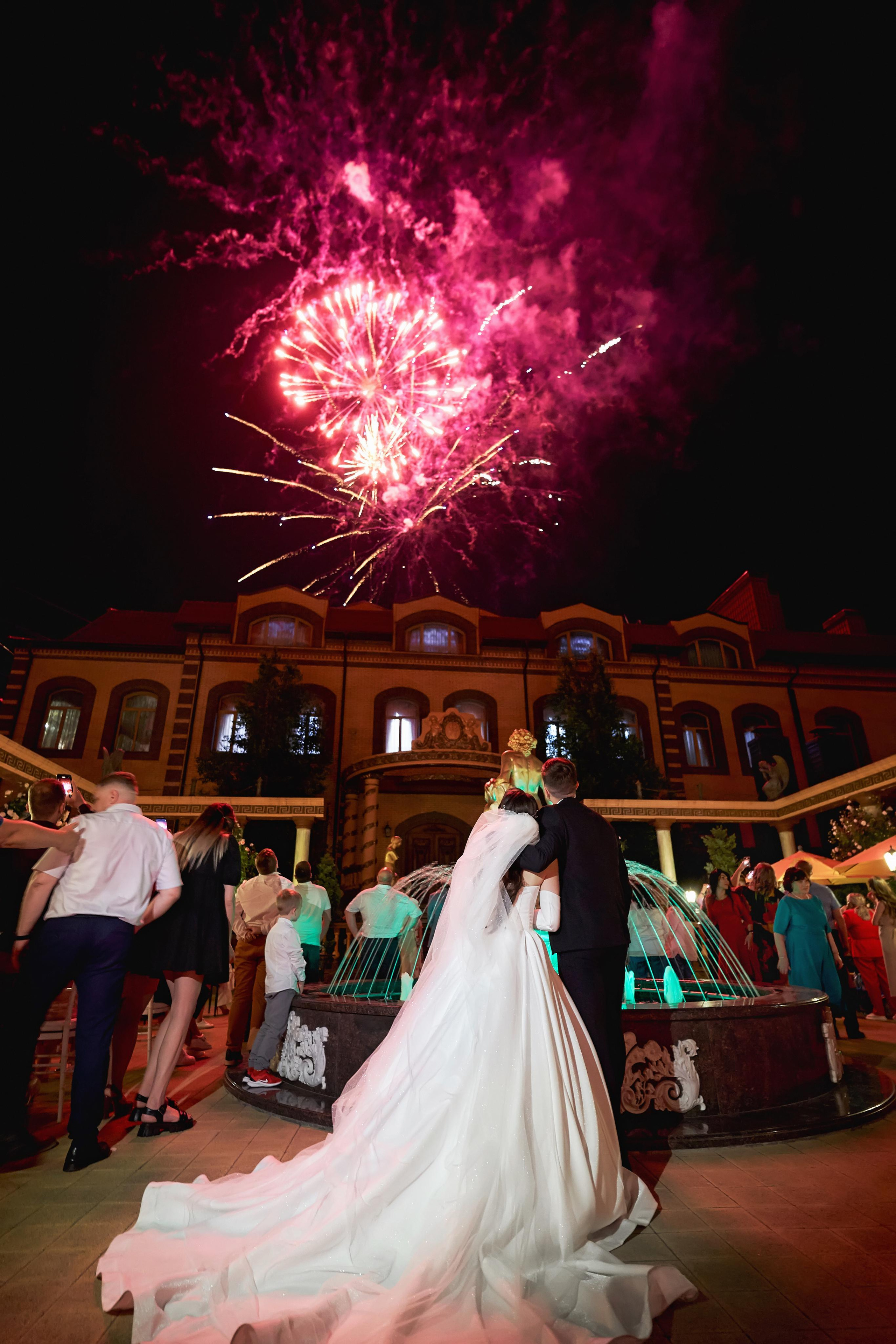 «Гол в свою жизнь» | свадьба профессионального футболиста Голубева 22. ТВИНС СТУДИО — лучшие свадебные фотографы и видеографы в Краснодаре