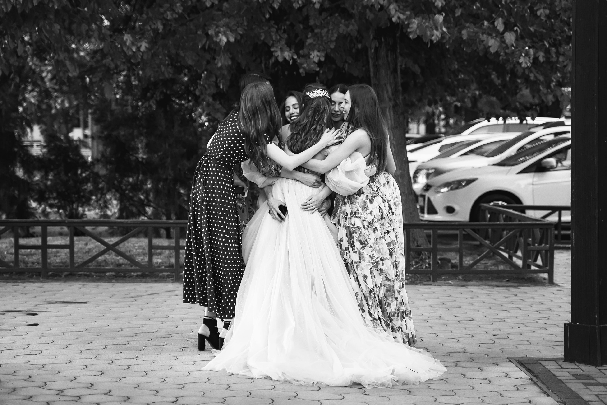 Камерная свадьба в фотостудии, парке Галицкого и Екатерининском загсе. ТВИНС СТУДИО — лучшие свадебные фотографы и видеографы в Краснодаре