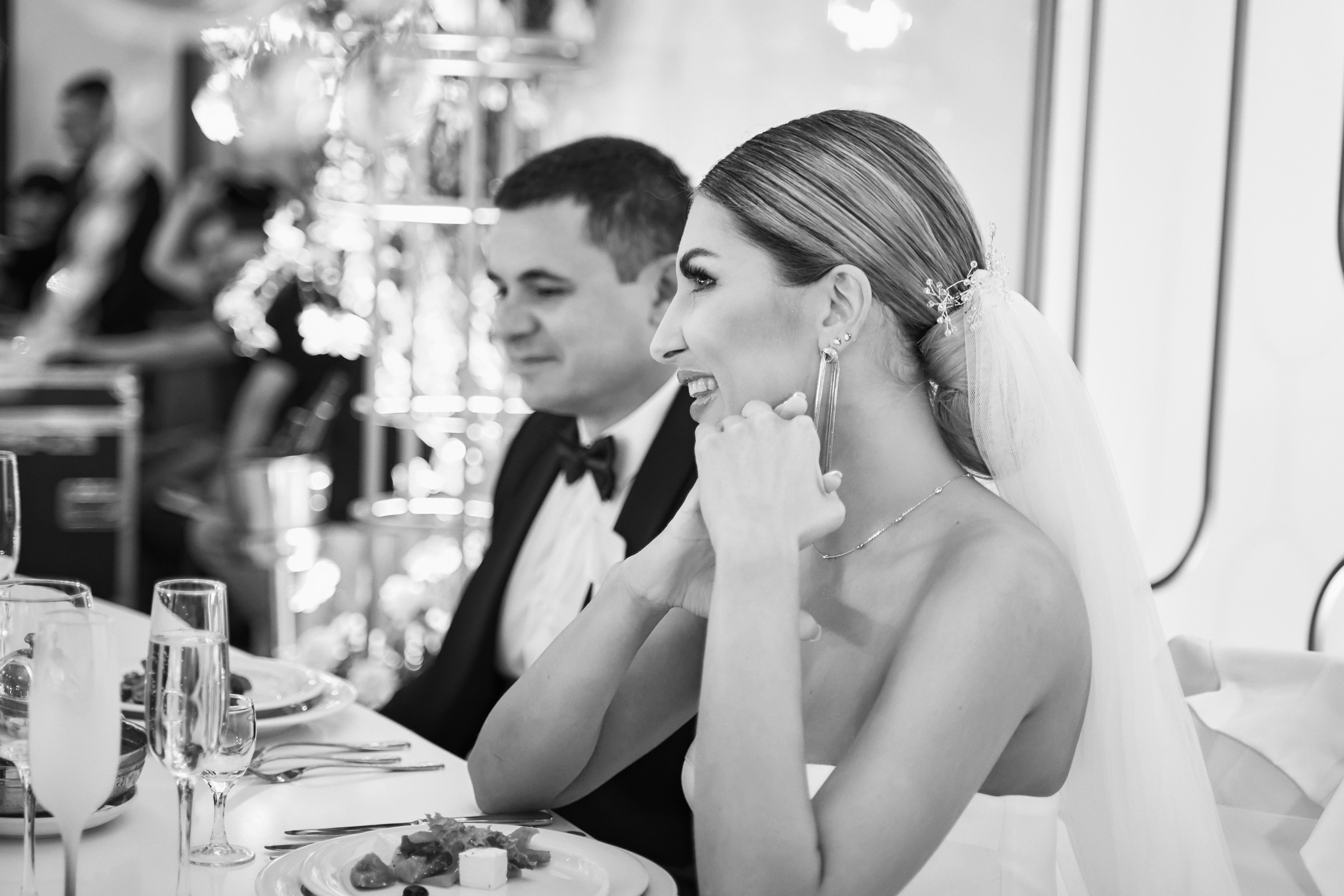 Красивая выездная регистрация в «Шато Де Талю» винодельня в Геленджике. ТВИНС СТУДИО — лучшие свадебные фотографы и видеографы в Краснодаре