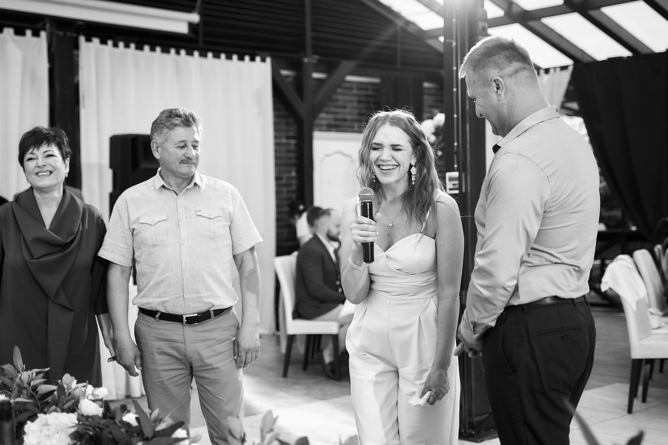 Камерная свадьба в фотостудии, парке Галицкого и Екатерининском загсе. ТВИНС СТУДИО — лучшие свадебные фотографы и видеографы в Краснодаре