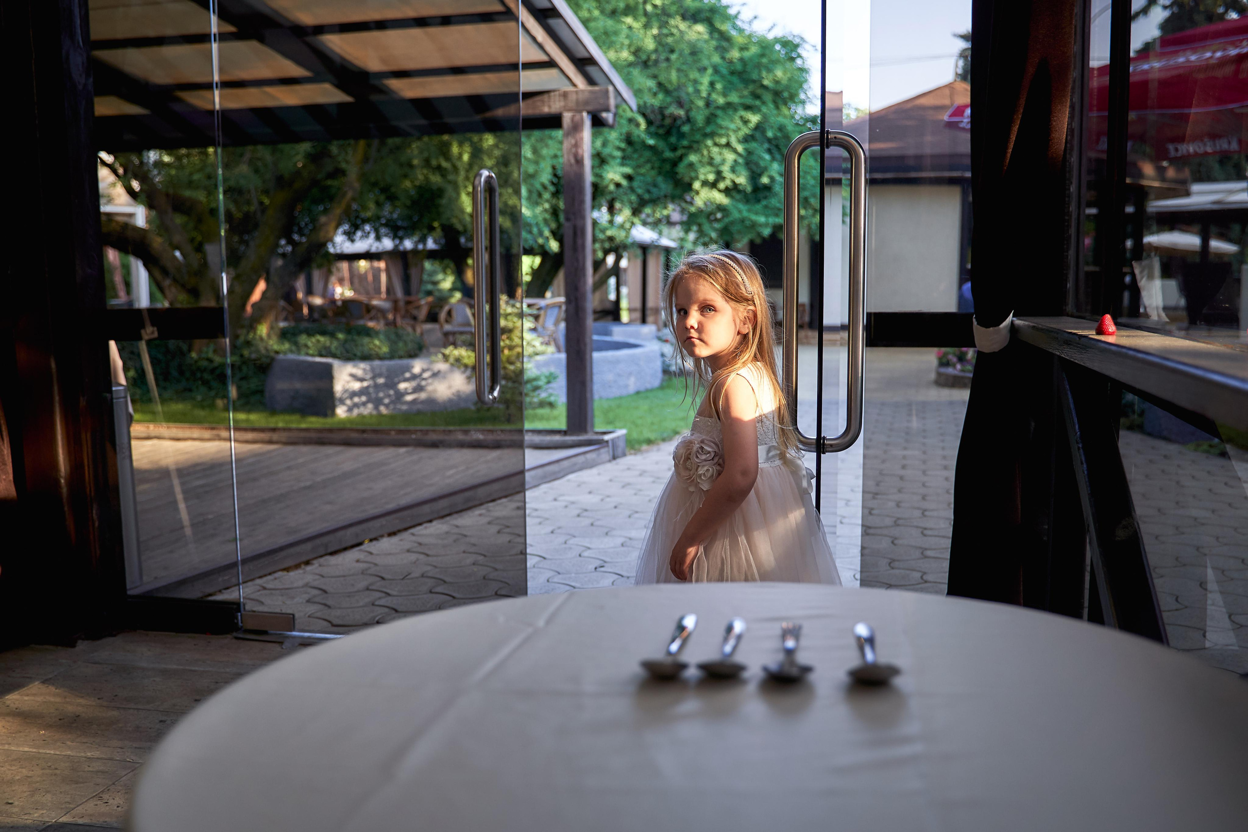 Камерная свадьба в фотостудии, парке Галицкого и Екатерининском загсе. ТВИНС СТУДИО — лучшие свадебные фотографы и видеографы в Краснодаре