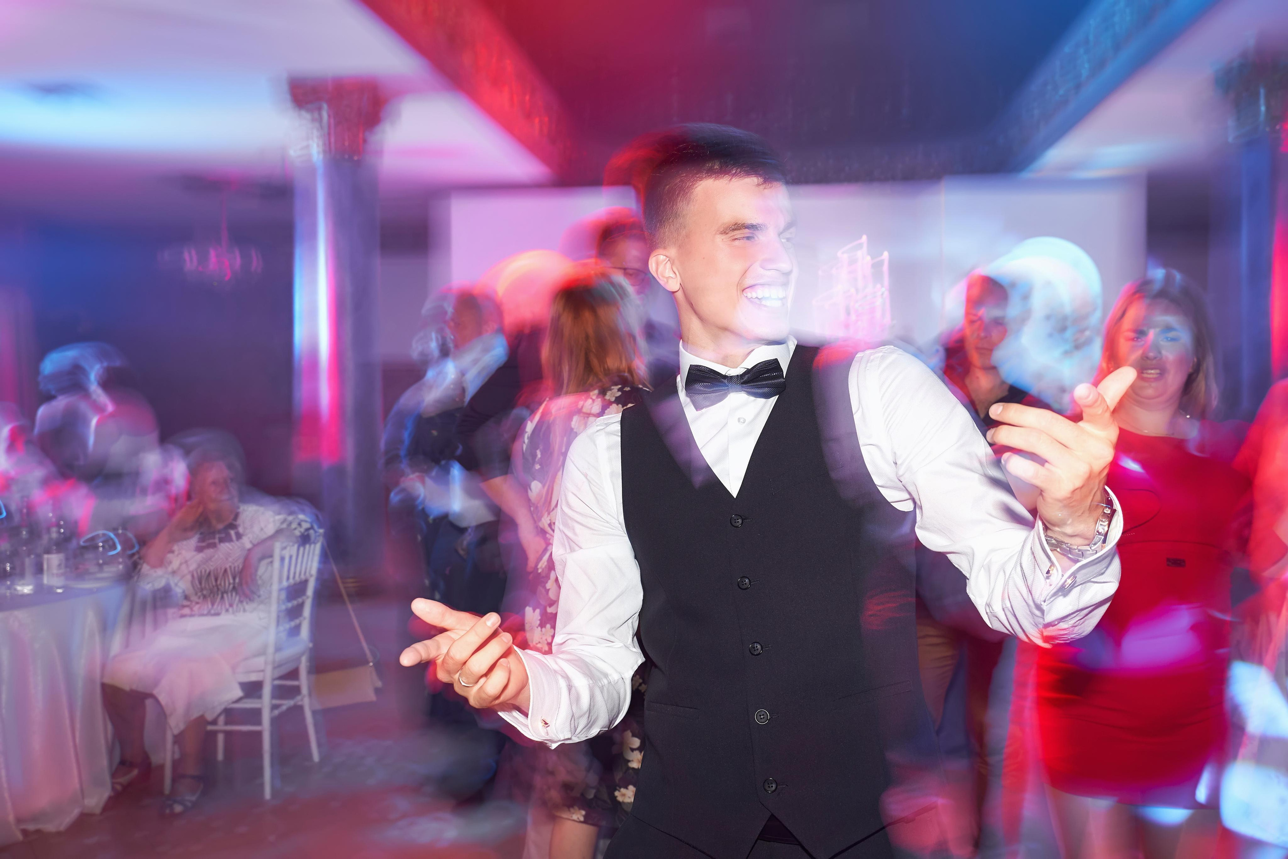 «Гол в свою жизнь» | свадьба профессионального футболиста Голубева 22. ТВИНС СТУДИО — лучшие свадебные фотографы и видеографы в Краснодаре