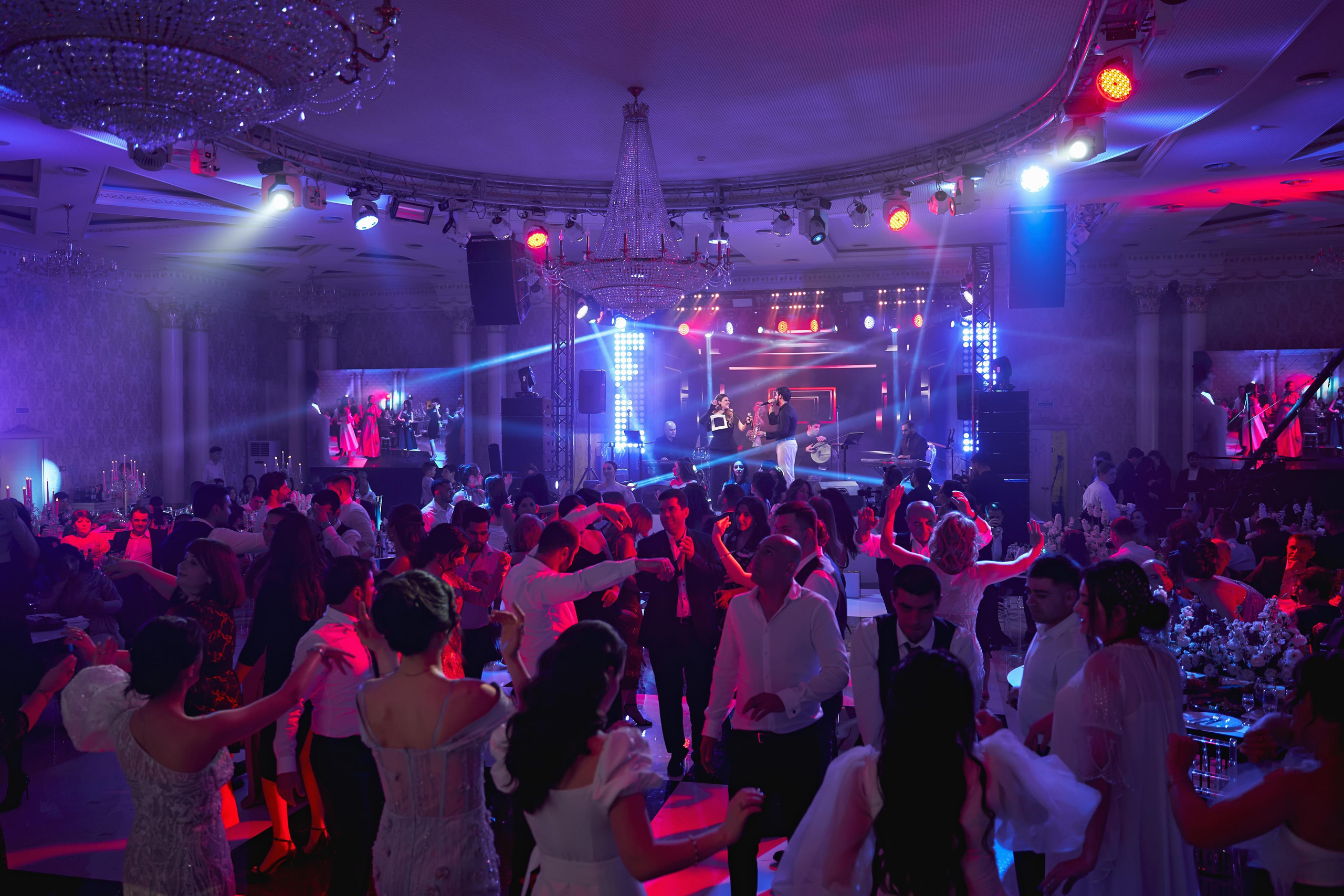 Красивая Армянская свадьба в Краснодаре от SAPG wedding. ТВИНС СТУДИО — лучшие свадебные фотографы и видеографы в Краснодаре