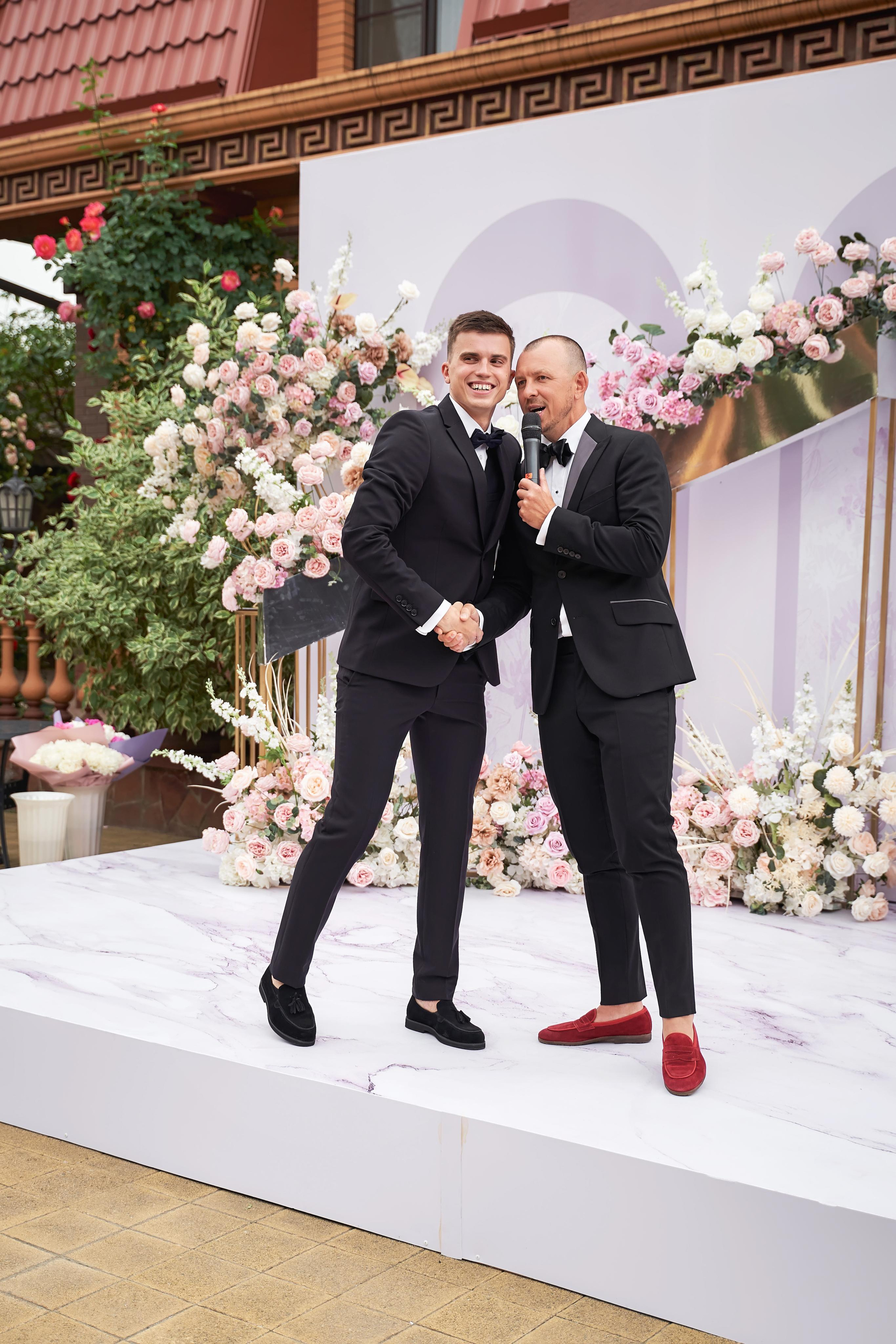 «Гол в свою жизнь» | свадьба профессионального футболиста Голубева 22. ТВИНС СТУДИО — лучшие свадебные фотографы и видеографы в Краснодаре