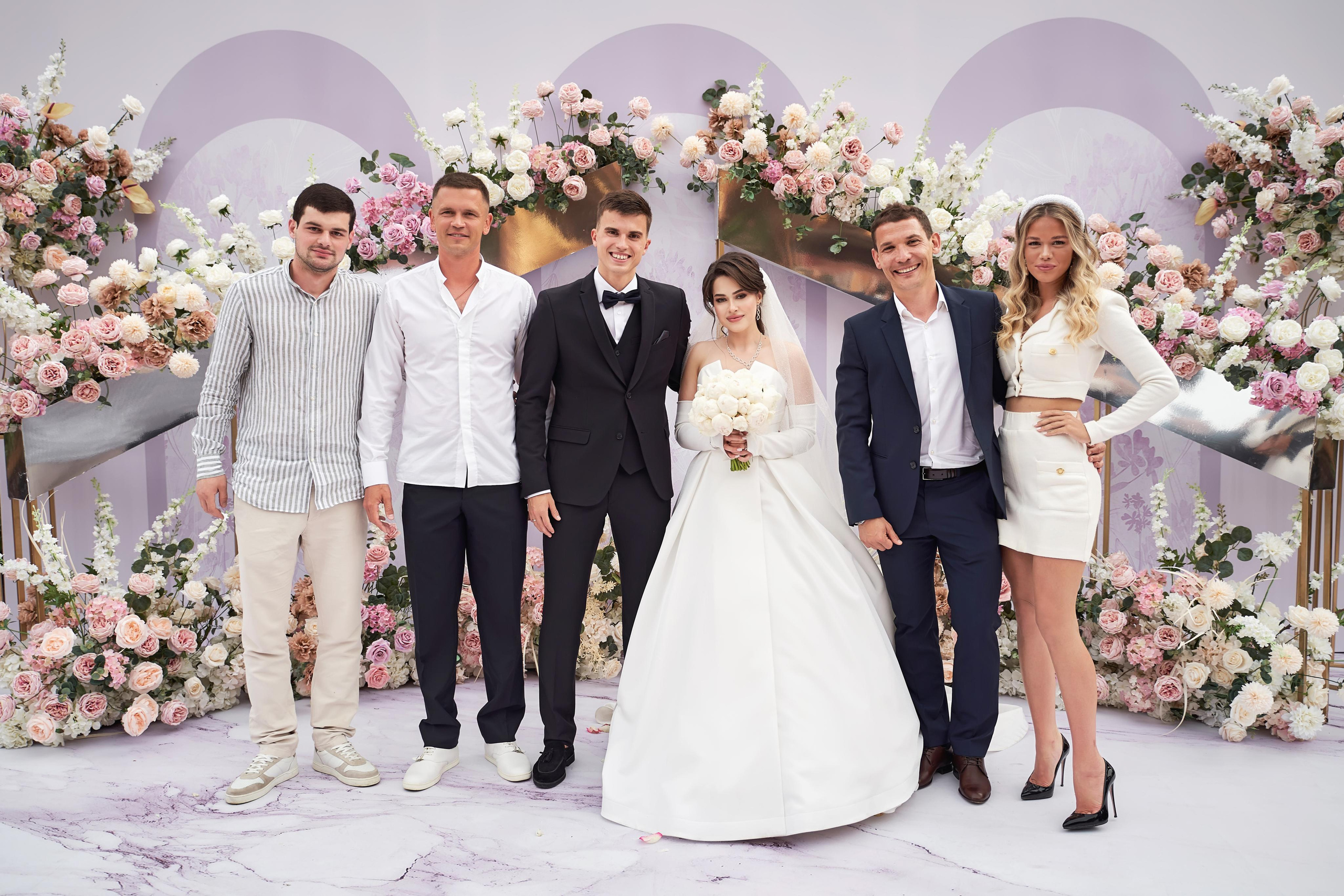 «Гол в свою жизнь» | свадьба профессионального футболиста Голубева 22. ТВИНС СТУДИО — лучшие свадебные фотографы и видеографы в Краснодаре