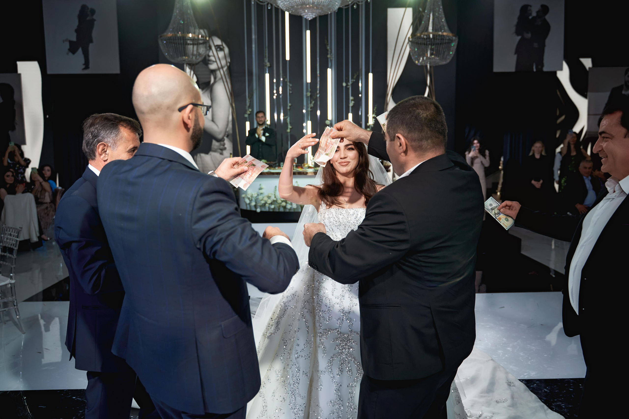 Красивая Армянская свадьба в Краснодаре от SAPG wedding. ТВИНС СТУДИО — лучшие свадебные фотографы и видеографы в Краснодаре