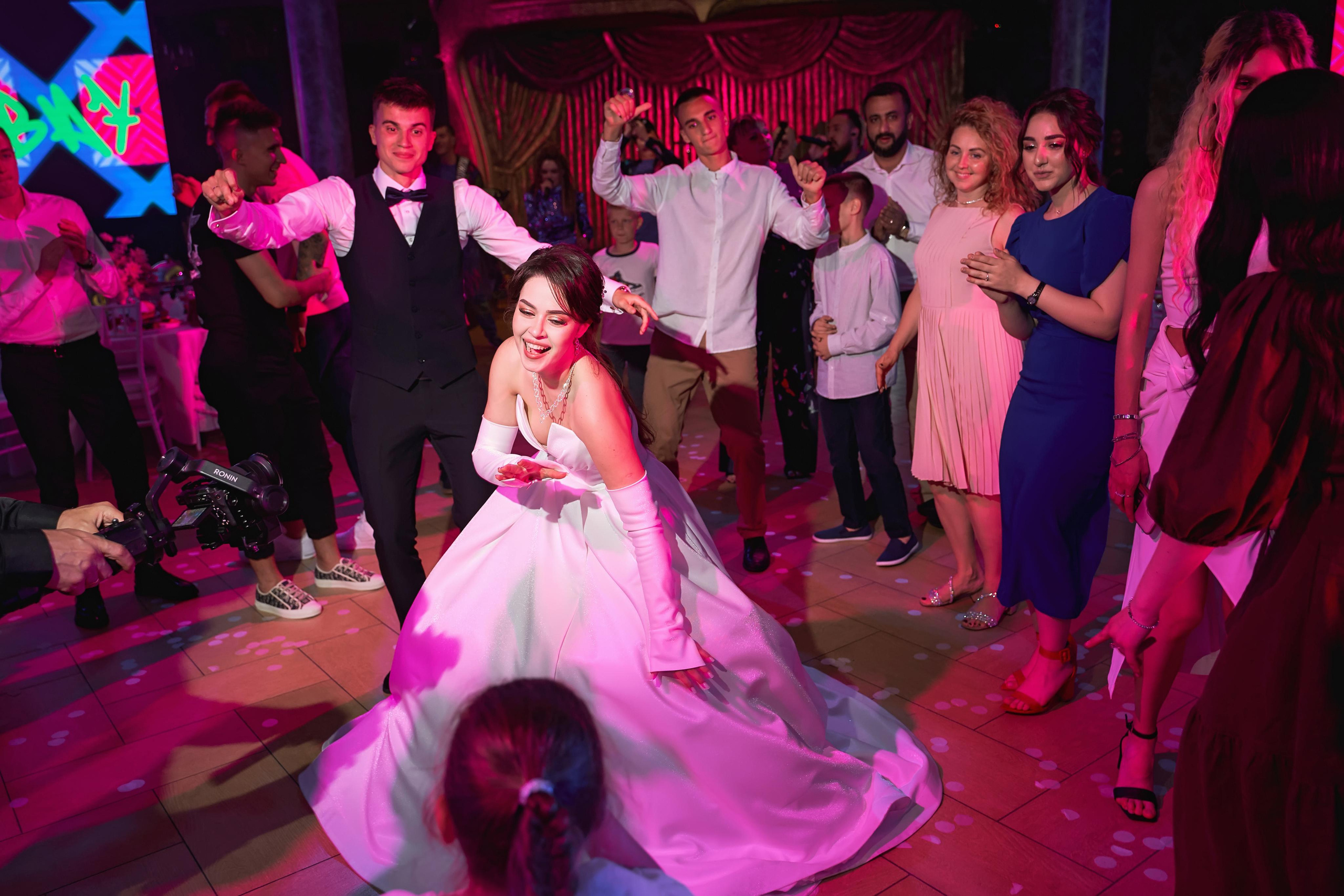 «Гол в свою жизнь» | свадьба профессионального футболиста Голубева 22. ТВИНС СТУДИО — лучшие свадебные фотографы и видеографы в Краснодаре