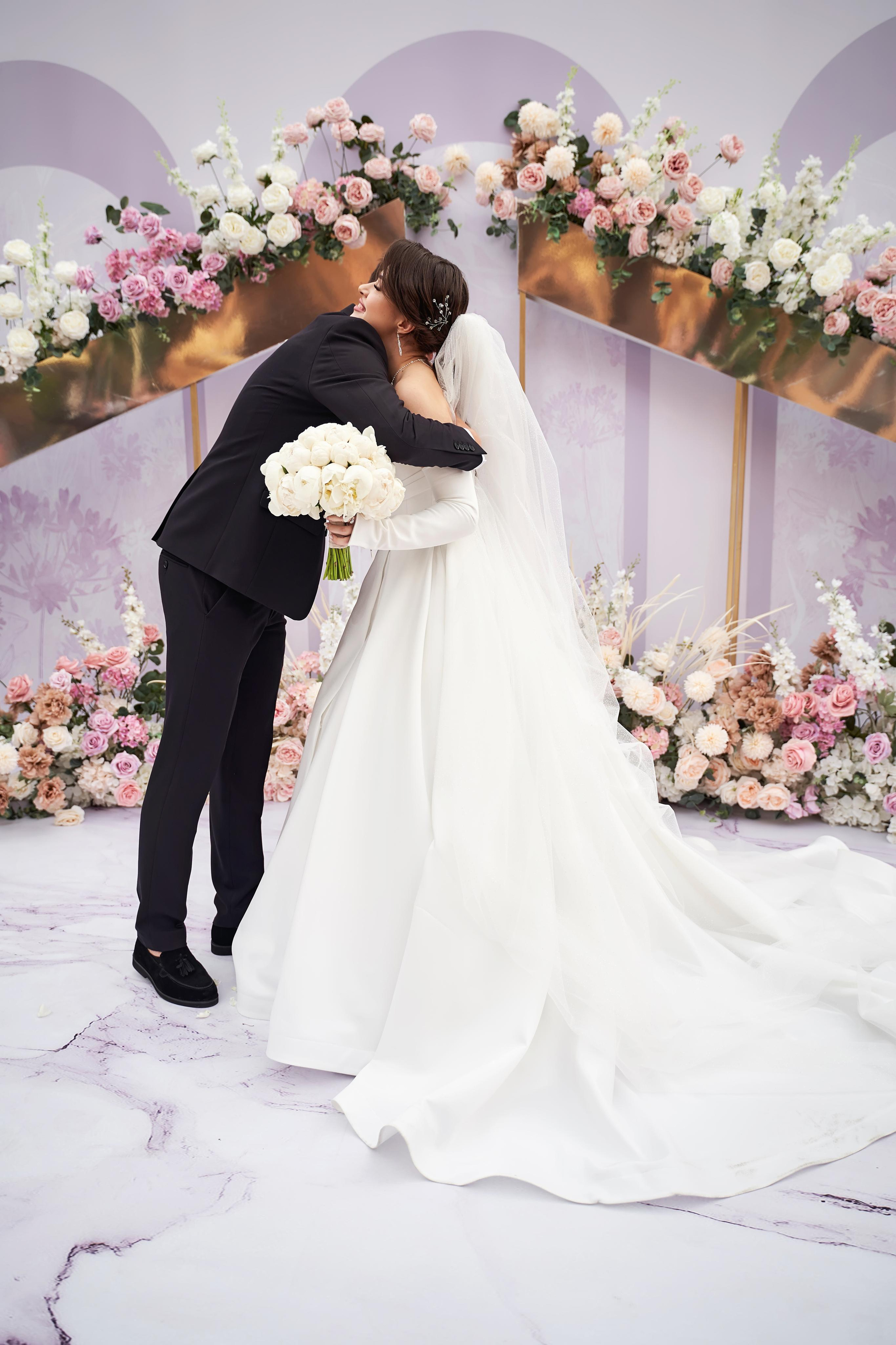 «Гол в свою жизнь» | свадьба профессионального футболиста Голубева 22. ТВИНС СТУДИО — лучшие свадебные фотографы и видеографы в Краснодаре