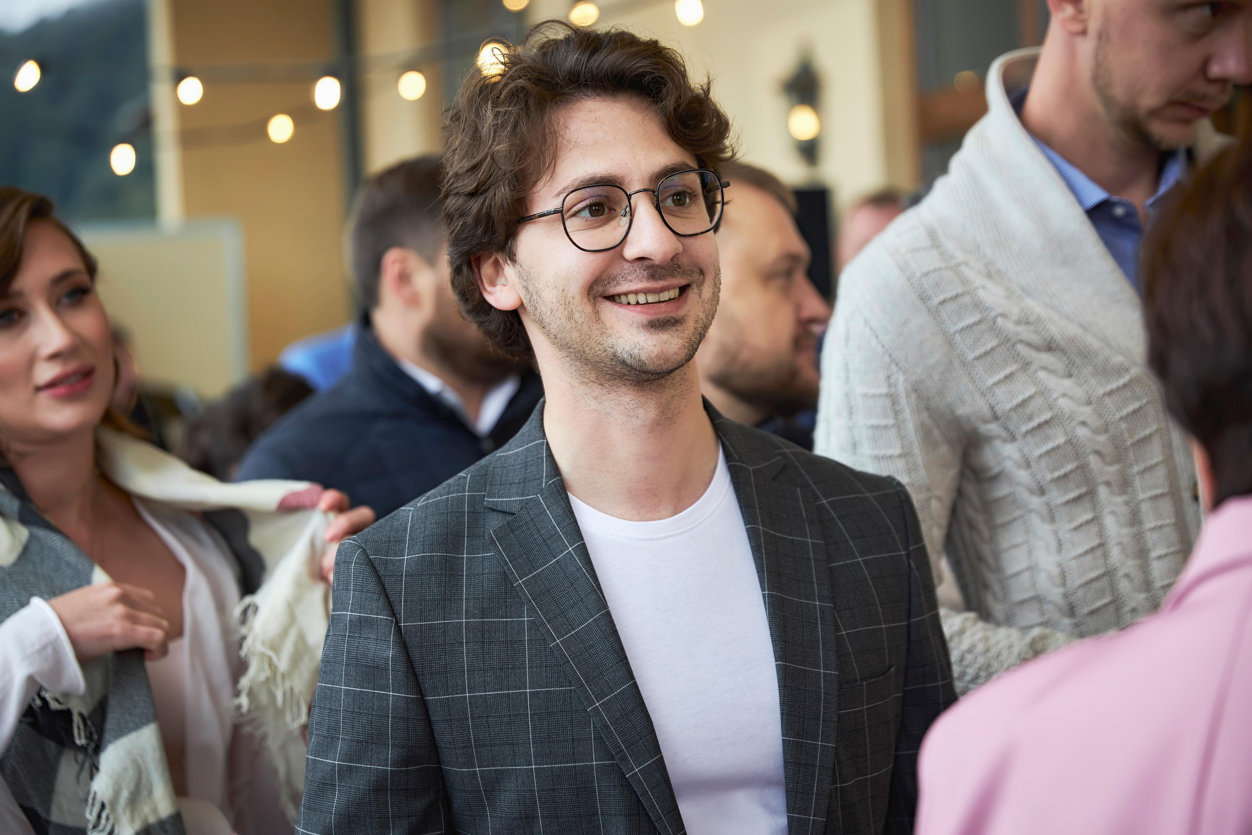 Свадьба в Красной Поляне от TWINS STUDIO в окружении гор. ТВИНС СТУДИО — лучшие свадебные фотографы и видеографы в Краснодаре