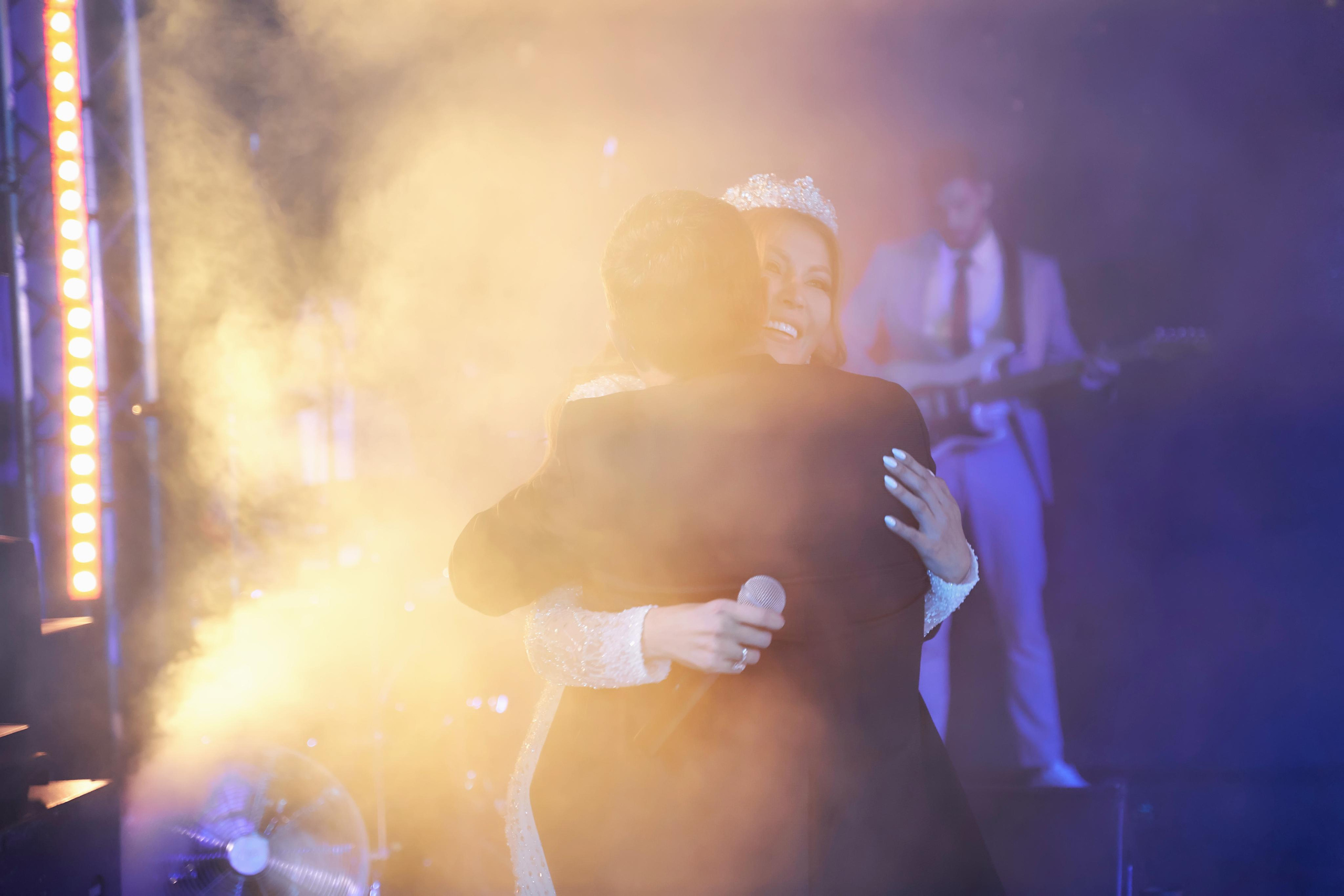 Звёздный свадебный приём в Москве. ТВИНС СТУДИО фото и видео. ТВИНС СТУДИО — лучшие свадебные фотографы и видеографы в Краснодаре