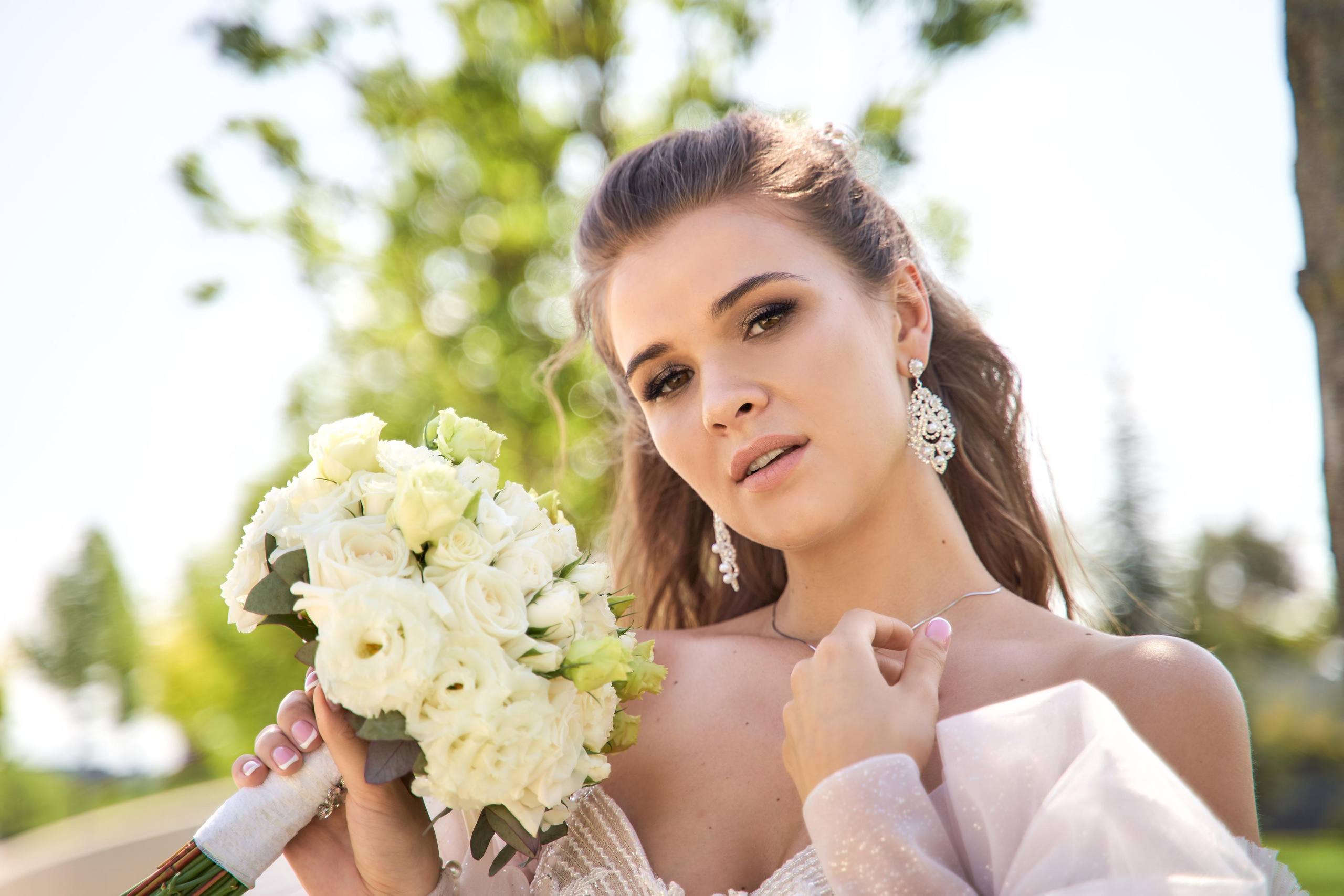 Камерная свадьба в фотостудии, парке Галицкого и Екатерининском загсе. ТВИНС СТУДИО — лучшие свадебные фотографы и видеографы в Краснодаре