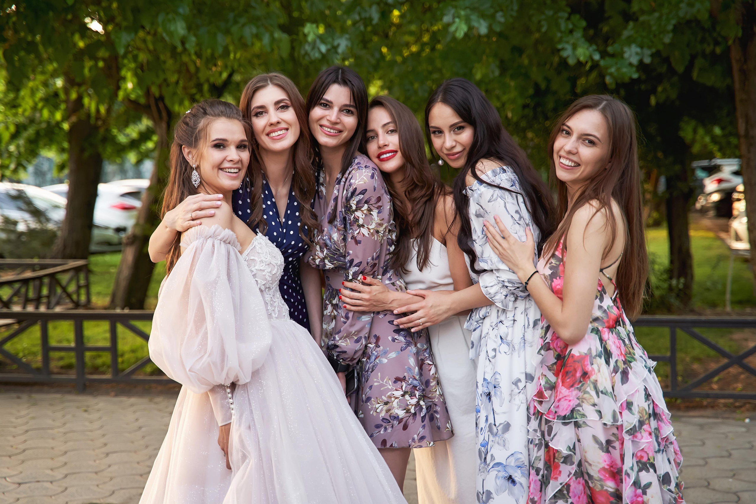 Камерная свадьба в фотостудии, парке Галицкого и Екатерининском загсе. ТВИНС СТУДИО — лучшие свадебные фотографы и видеографы в Краснодаре