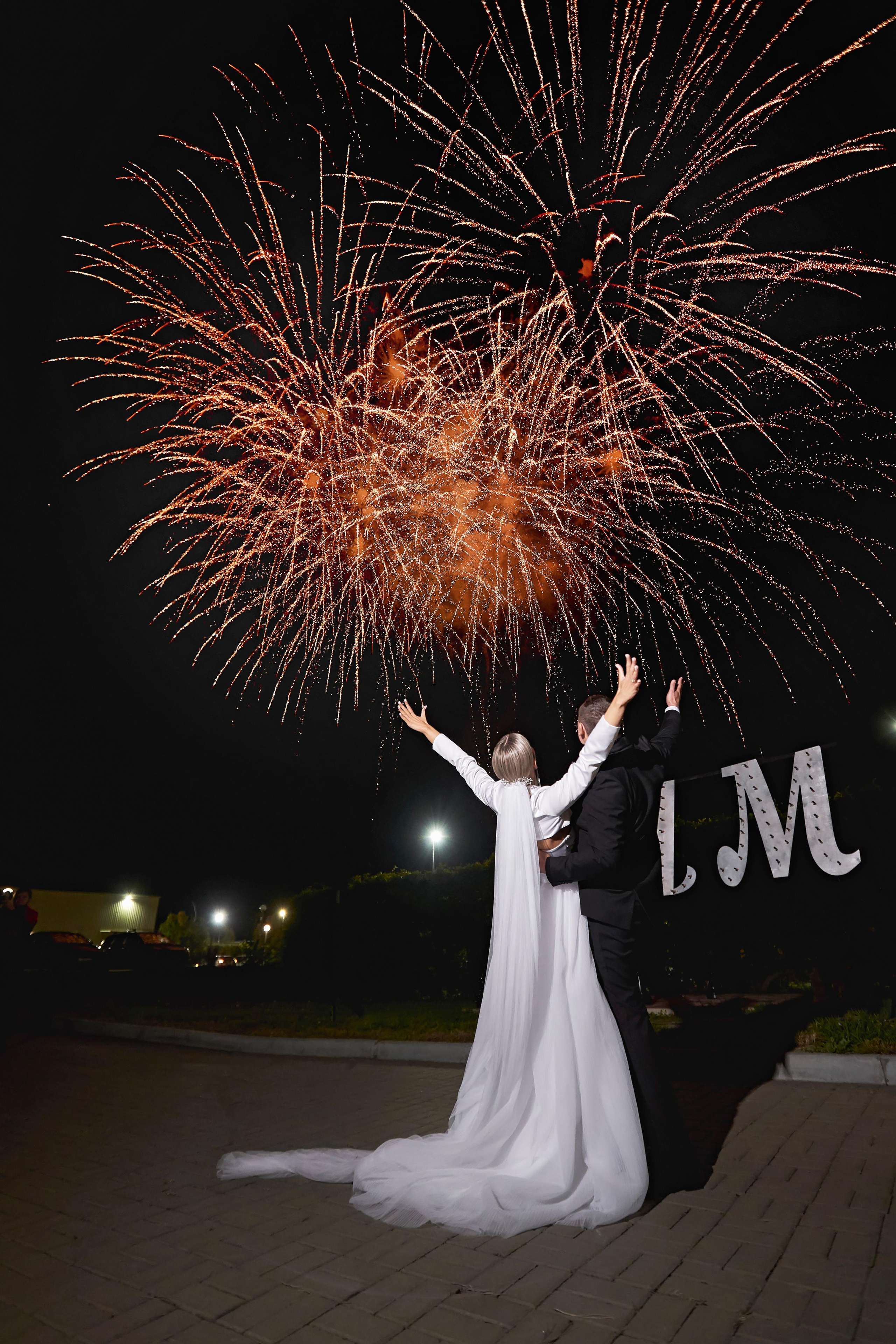 Красивая выездная регистрация в «Шато Де Талю» винодельня в Геленджике. ТВИНС СТУДИО — лучшие свадебные фотографы и видеографы в Краснодаре