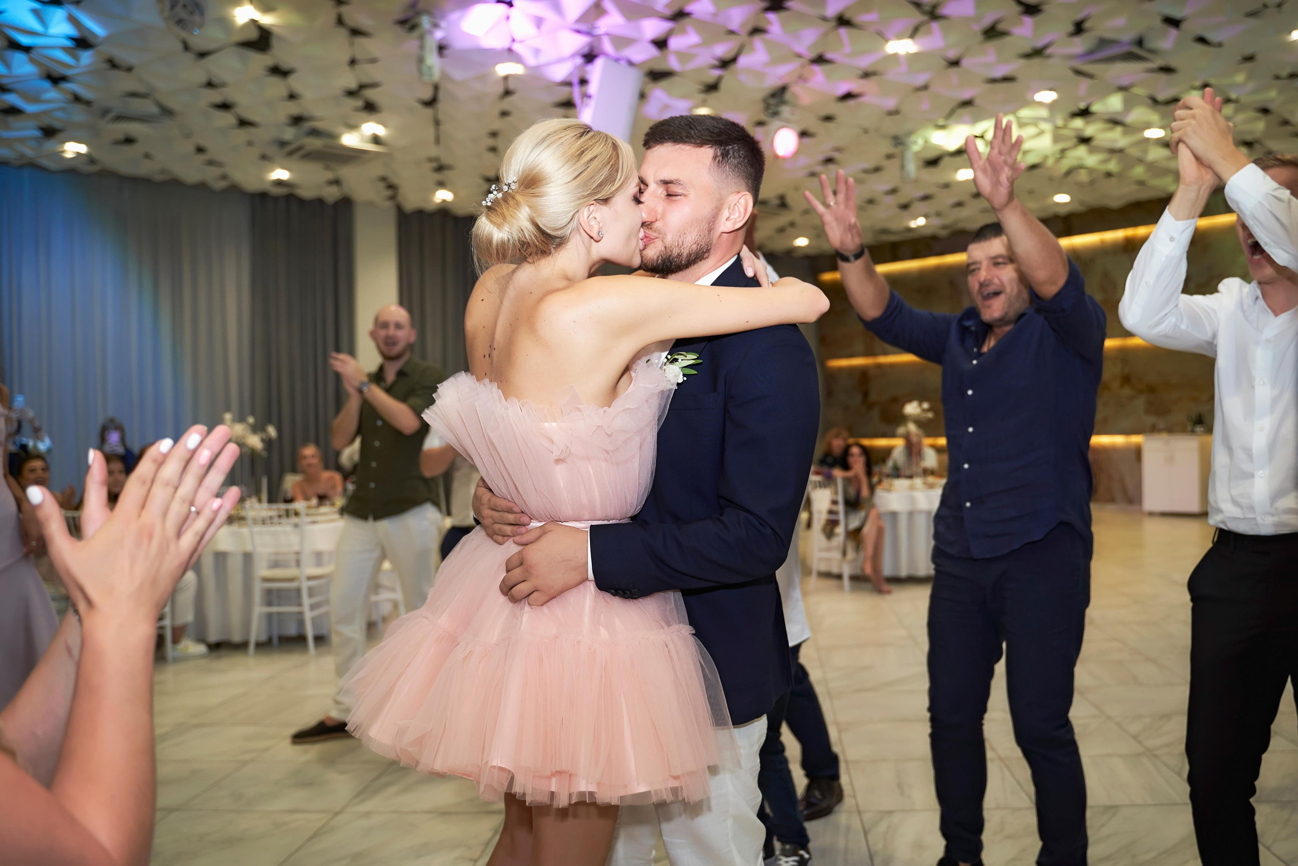 Свадьба в Усадьбе Фамилии. Фото и видео Twins Studio. ТВИНС СТУДИО — лучшие свадебные фотографы и видеографы в Краснодаре