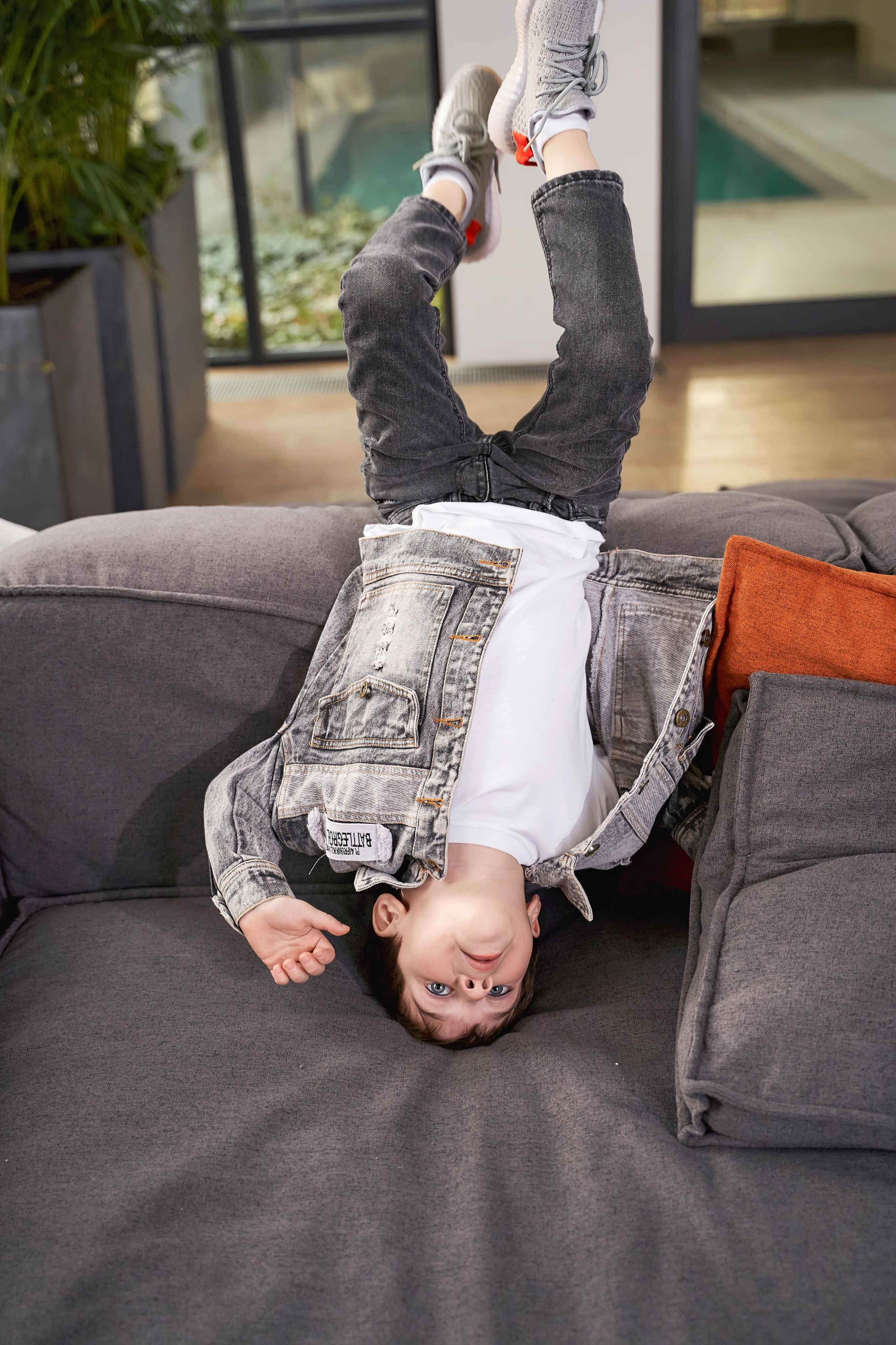 Самир Азарян и «три торнадо» Семейная фотосъёмка от Твинс Студио. ТВИНС СТУДИО — лучшие свадебные фотографы и видеографы в Краснодаре