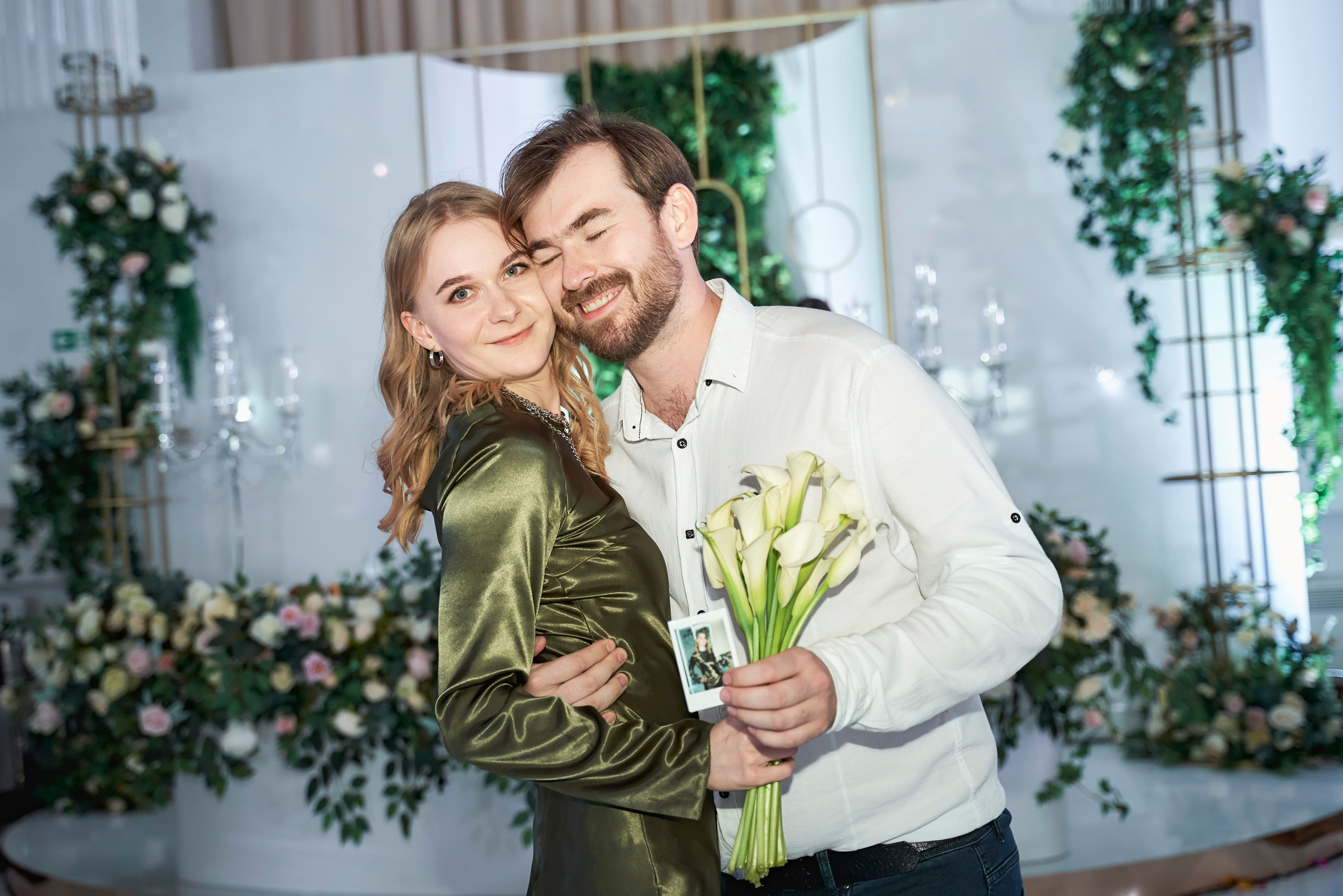 Красивая выездная регистрация в «Шато Де Талю» винодельня в Геленджике. ТВИНС СТУДИО — лучшие свадебные фотографы и видеографы в Краснодаре