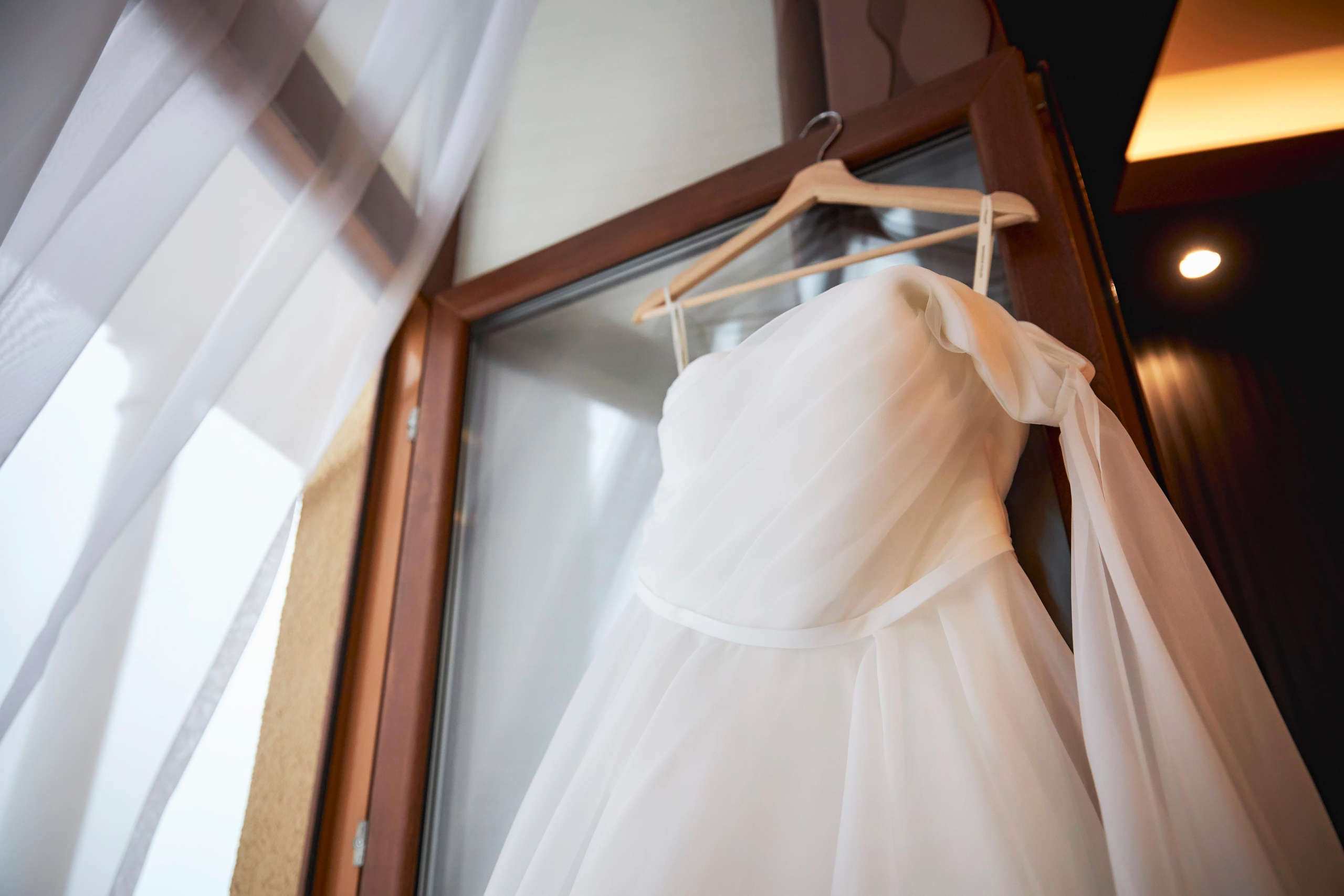 Свадьба в Красной Поляне от TWINS STUDIO в окружении гор. ТВИНС СТУДИО — лучшие свадебные фотографы и видеографы в Краснодаре