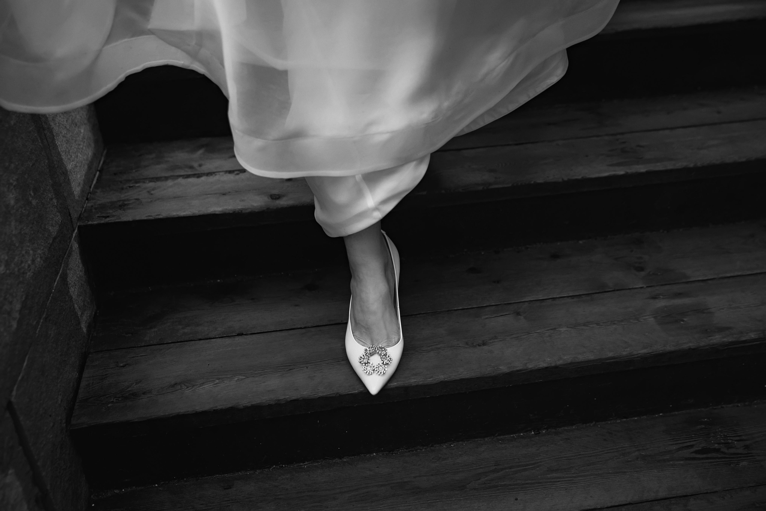 Свадьба в Красной Поляне от TWINS STUDIO в окружении гор. ТВИНС СТУДИО — лучшие свадебные фотографы и видеографы в Краснодаре