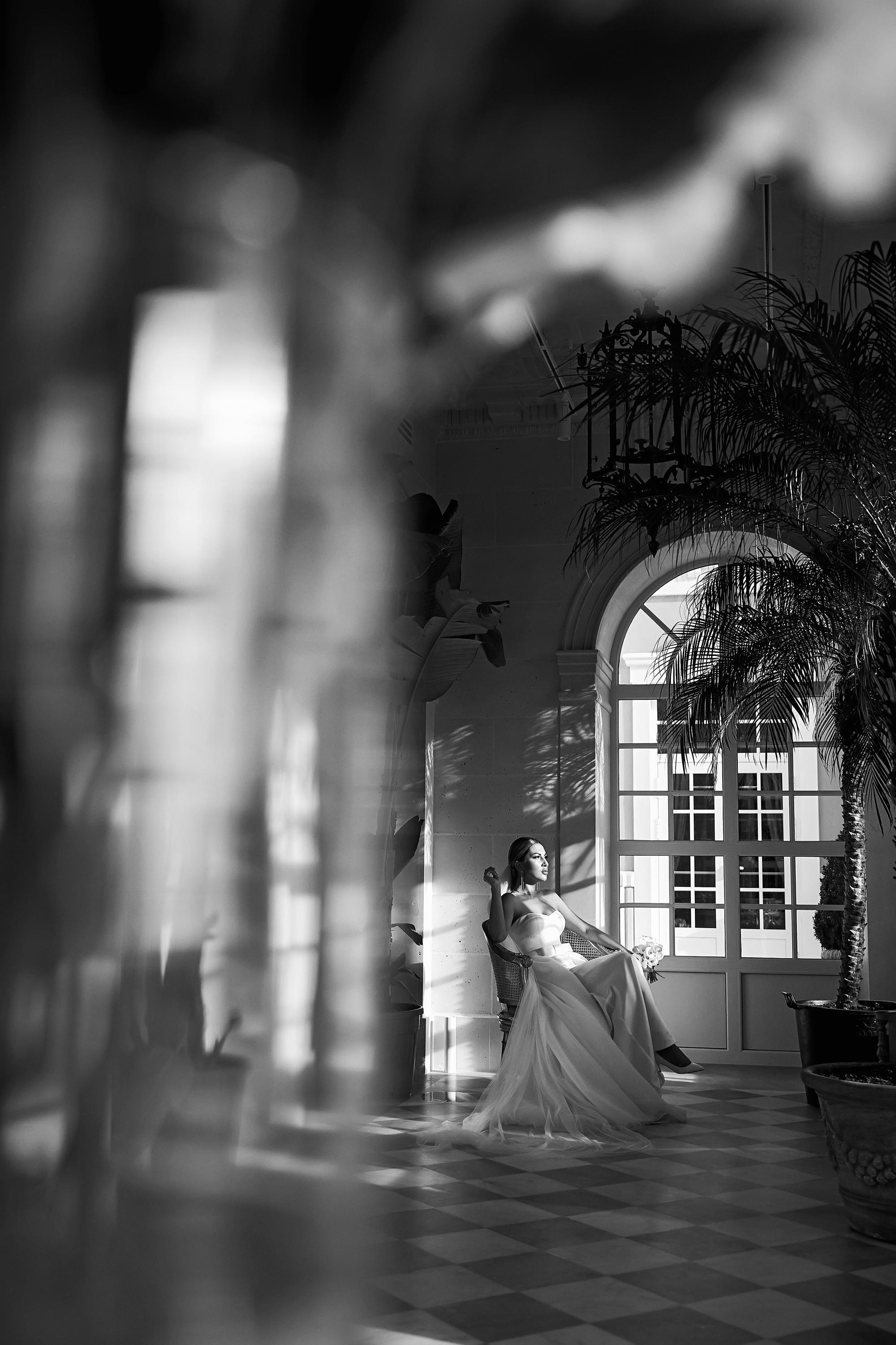 Красивая выездная регистрация в «Шато Де Талю» винодельня в Геленджике. ТВИНС СТУДИО — лучшие свадебные фотографы и видеографы в Краснодаре