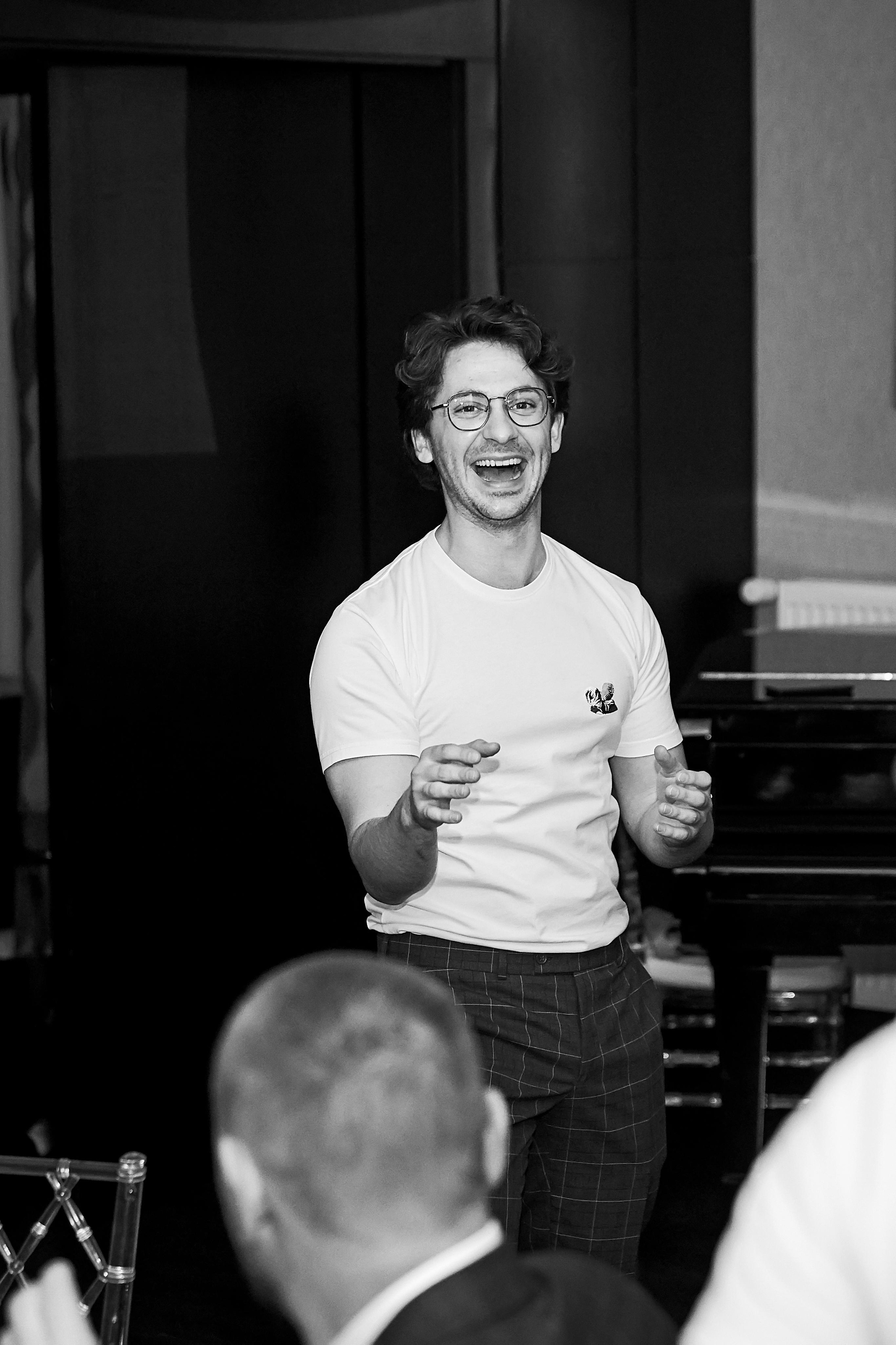 Свадьба в Красной Поляне от TWINS STUDIO в окружении гор. ТВИНС СТУДИО — лучшие свадебные фотографы и видеографы в Краснодаре