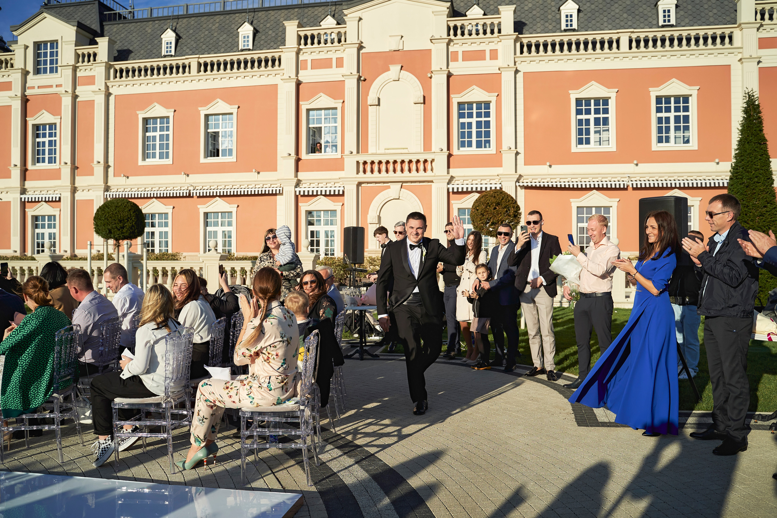 Красивая выездная регистрация в «Шато Де Талю» винодельня в Геленджике. ТВИНС СТУДИО — лучшие свадебные фотографы и видеографы в Краснодаре