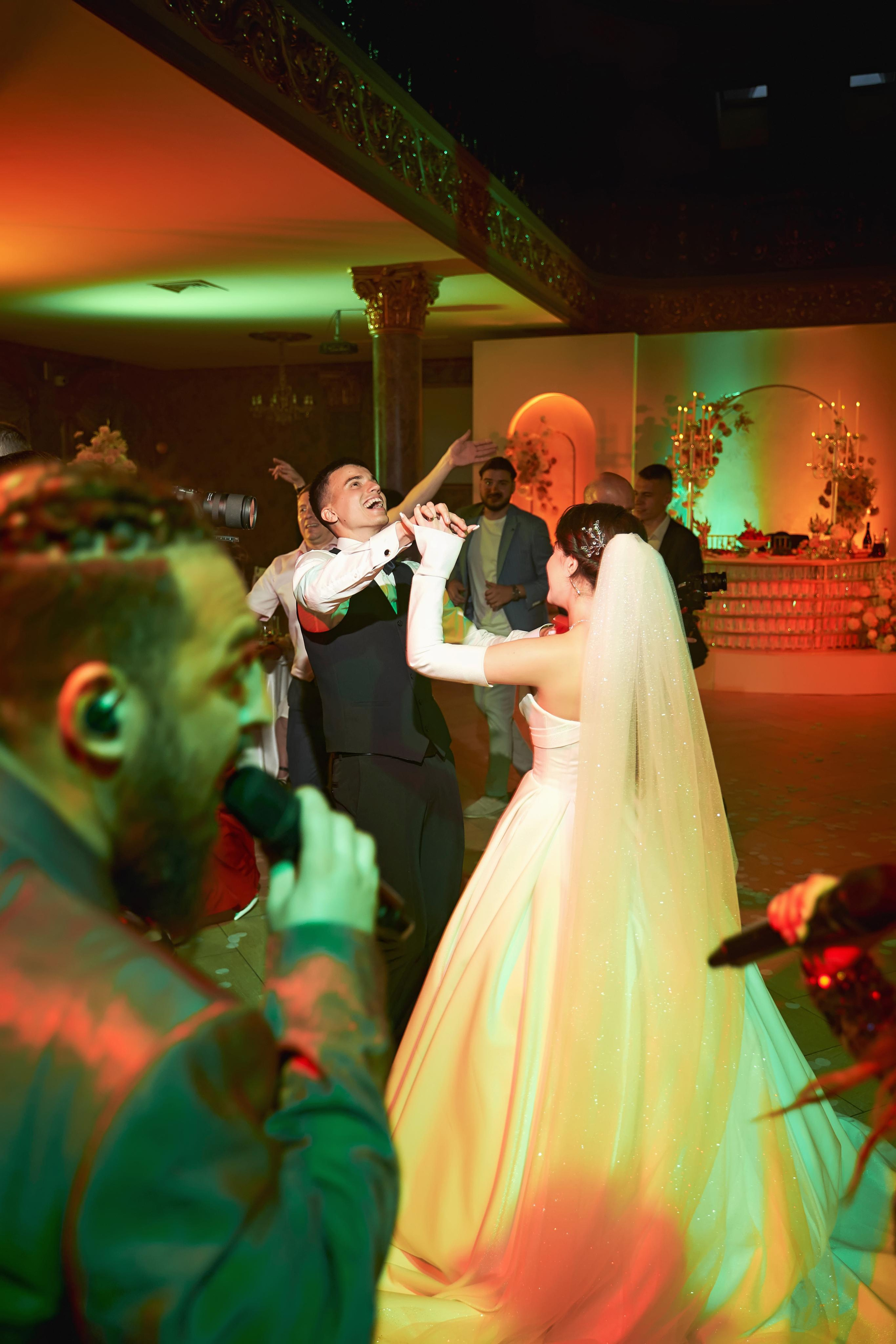 «Гол в свою жизнь» | свадьба профессионального футболиста Голубева 22. ТВИНС СТУДИО — лучшие свадебные фотографы и видеографы в Краснодаре