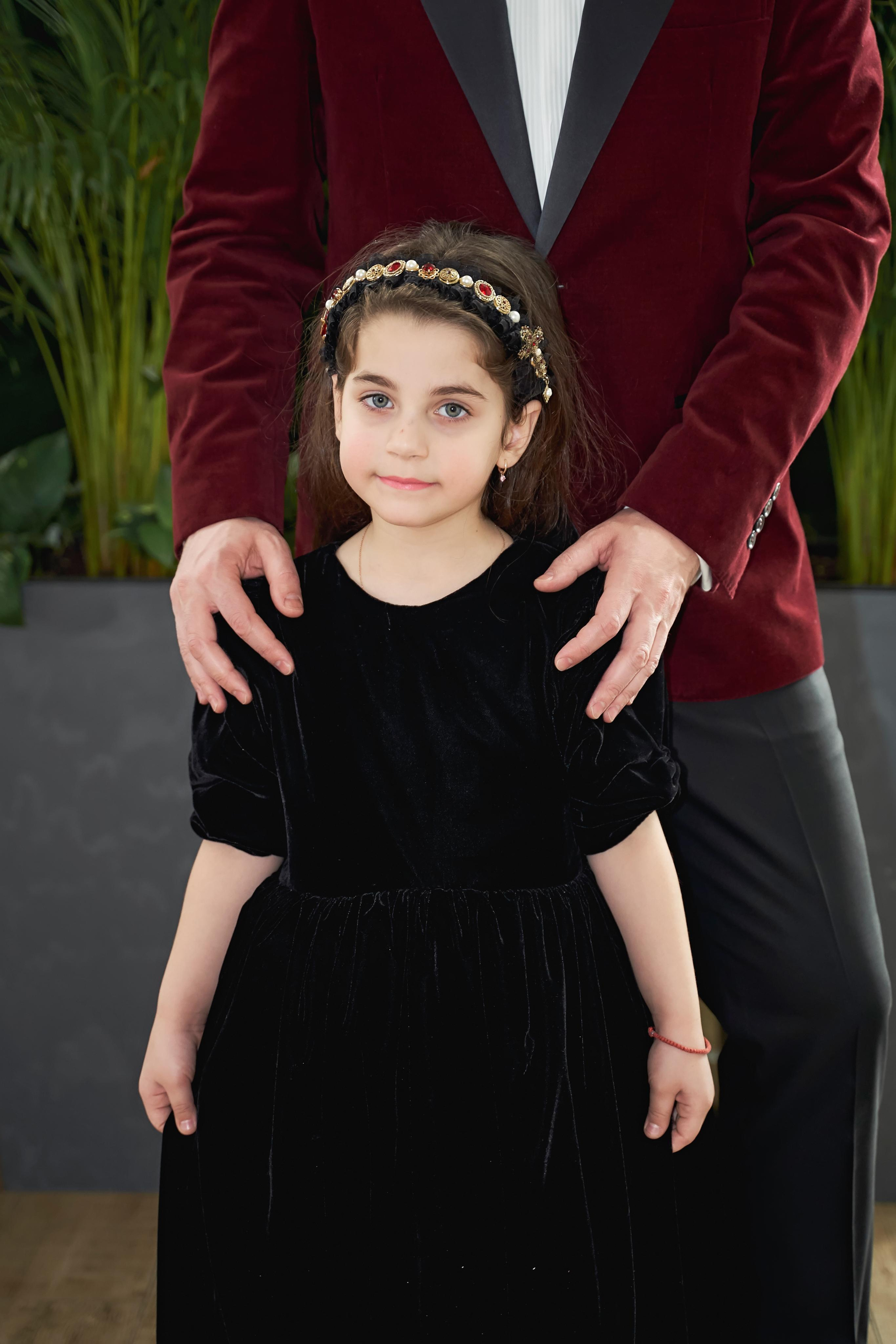 Самир Азарян и «три торнадо» Семейная фотосъёмка от Твинс Студио. ТВИНС СТУДИО — лучшие свадебные фотографы и видеографы в Краснодаре