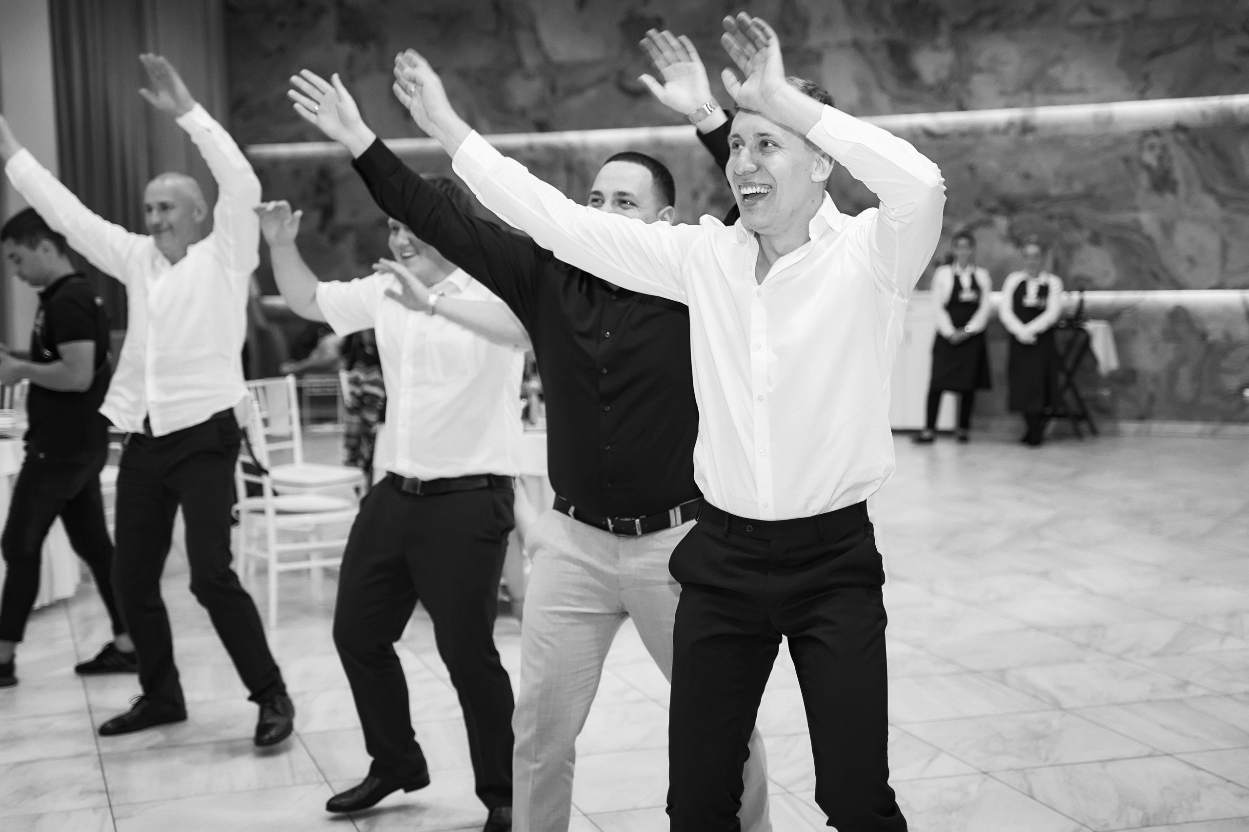 Свадьба в Усадьбе Фамилии. Фото и видео Twins Studio. ТВИНС СТУДИО — лучшие свадебные фотографы и видеографы в Краснодаре