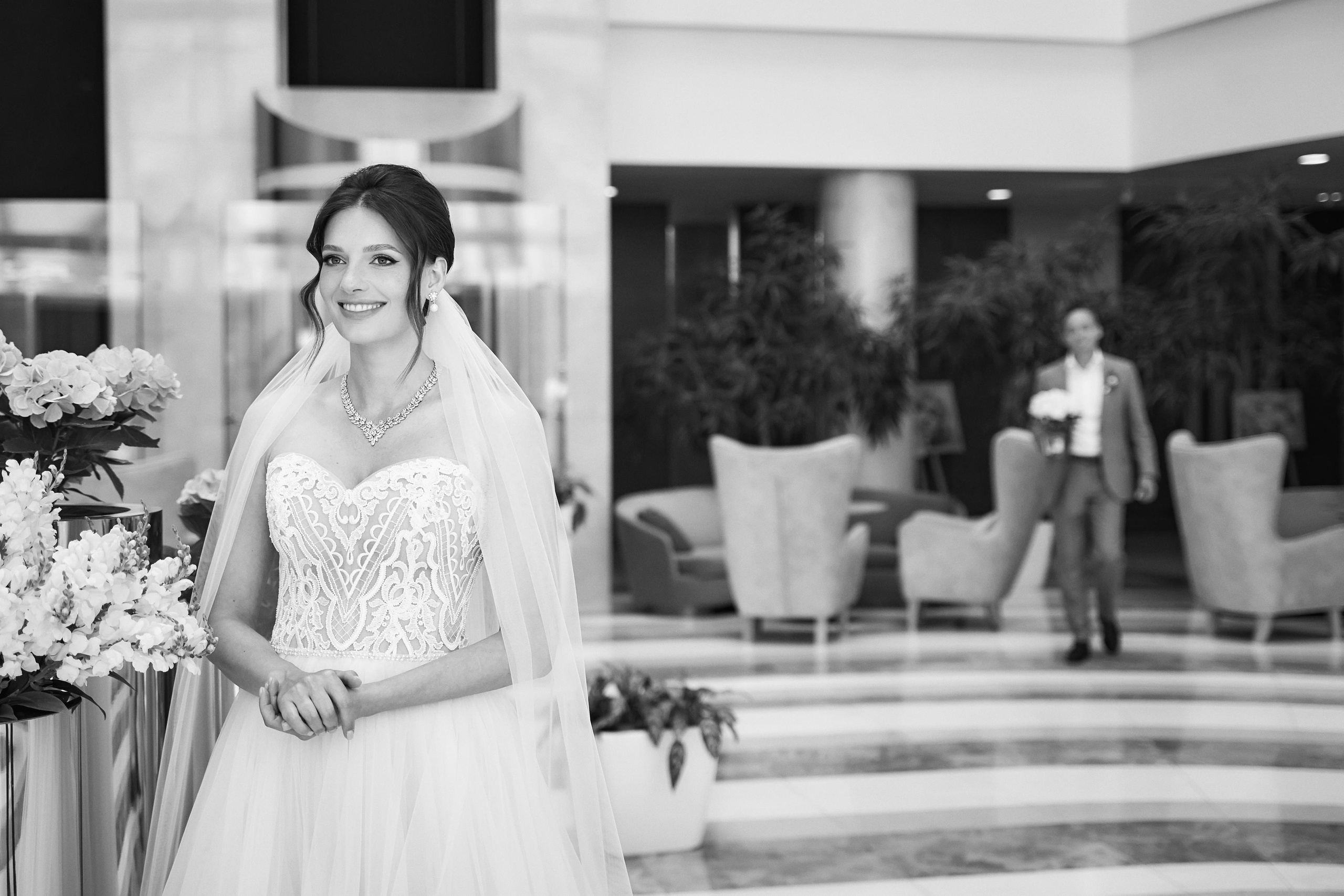 Прогулка на яхте в день свадьбы вместе с фото и видео Твинс Студио. ТВИНС СТУДИО — лучшие свадебные фотографы и видеографы в Краснодаре