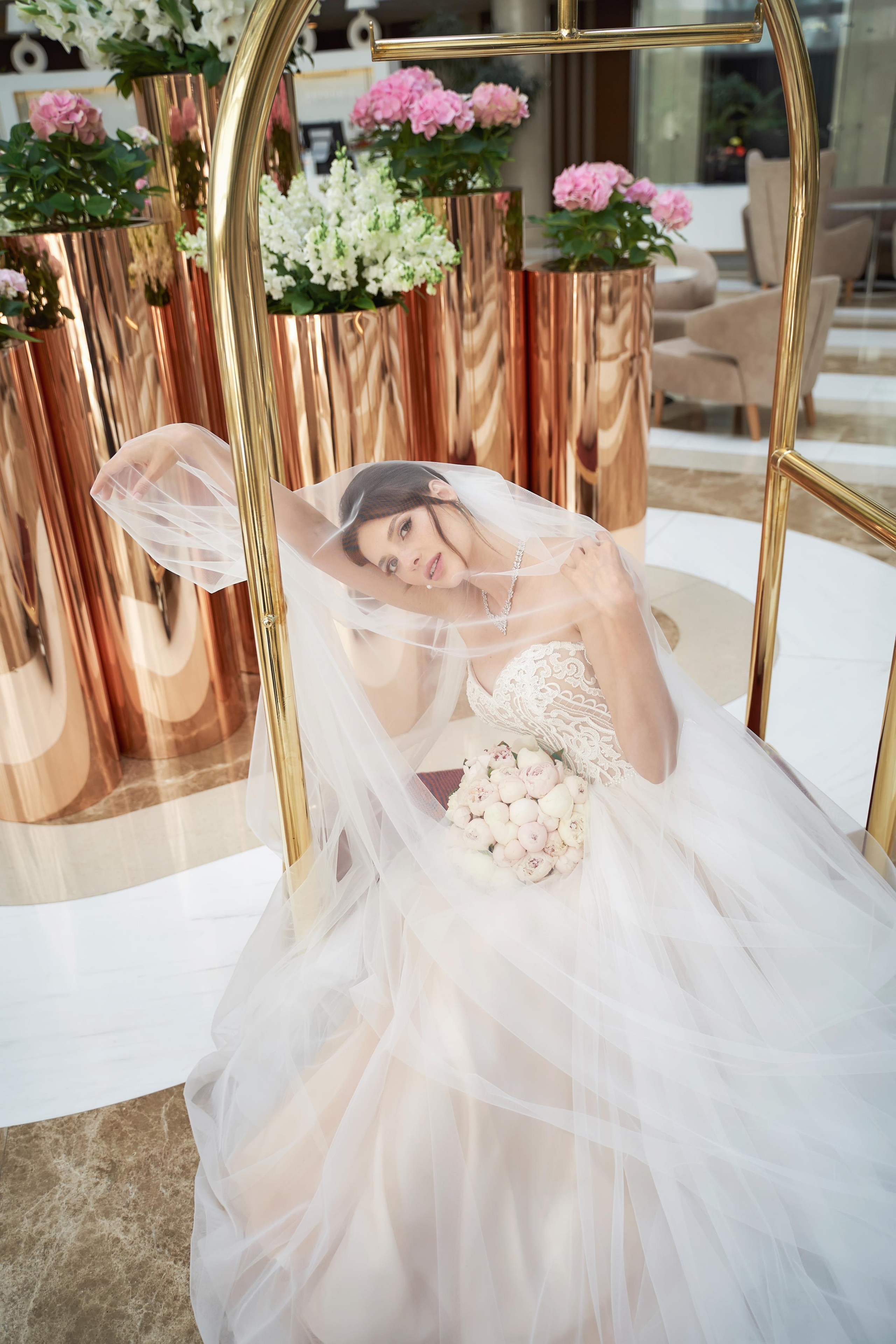 Прогулка на яхте в день свадьбы вместе с фото и видео Твинс Студио. ТВИНС СТУДИО — лучшие свадебные фотографы и видеографы в Краснодаре