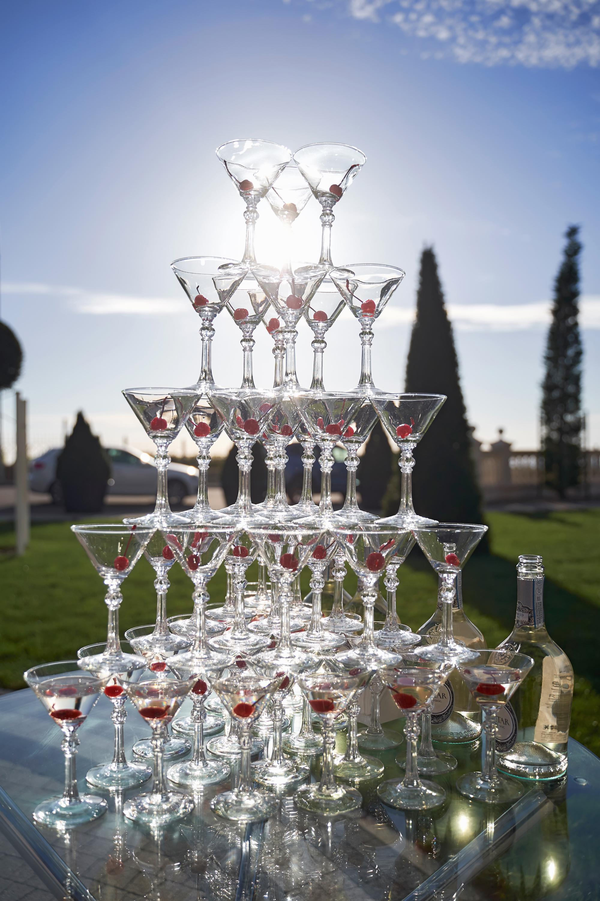 Красивая выездная регистрация в «Шато Де Талю» винодельня в Геленджике. ТВИНС СТУДИО — лучшие свадебные фотографы и видеографы в Краснодаре