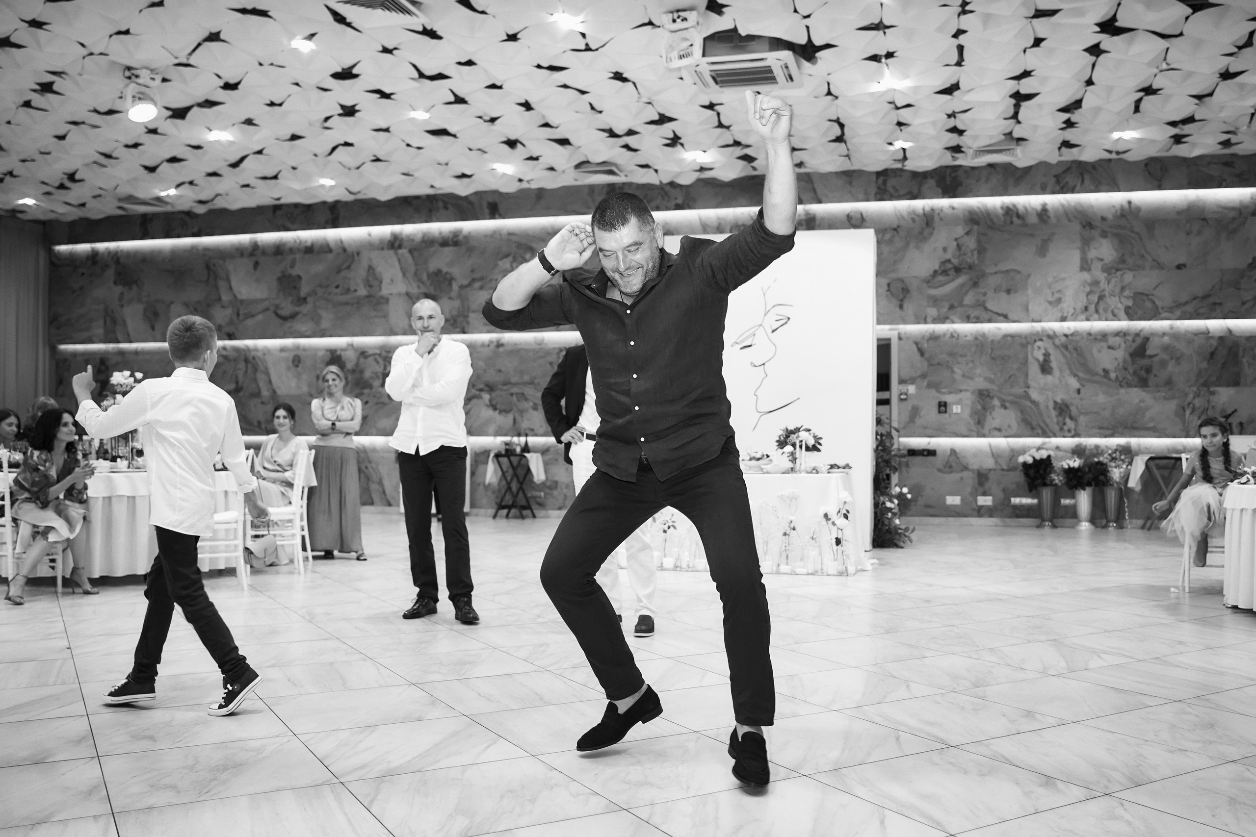 Свадьба в Усадьбе Фамилии. Фото и видео Twins Studio. ТВИНС СТУДИО — лучшие свадебные фотографы и видеографы в Краснодаре