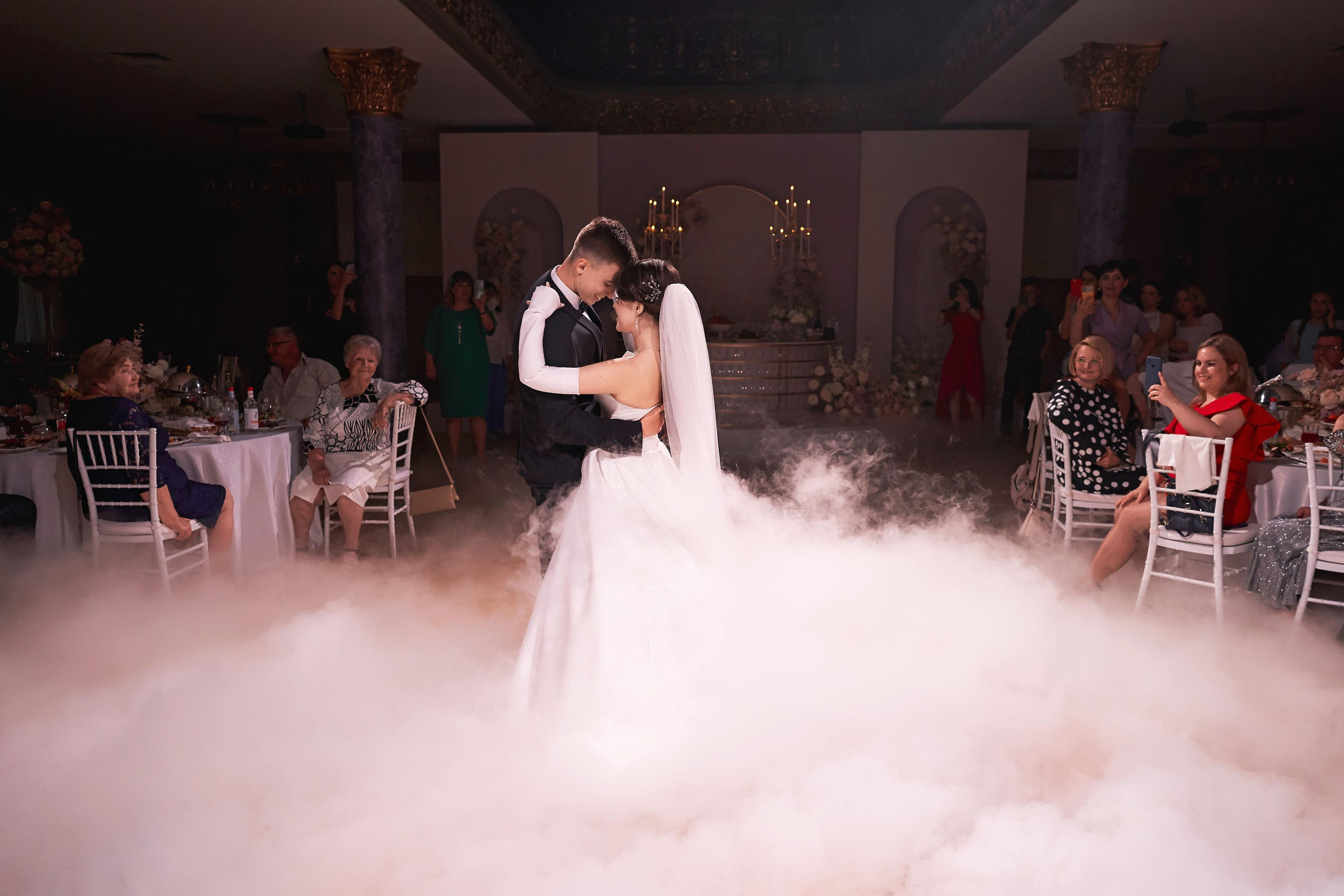 «Гол в свою жизнь» | свадьба профессионального футболиста Голубева 22. ТВИНС СТУДИО — лучшие свадебные фотографы и видеографы в Краснодаре