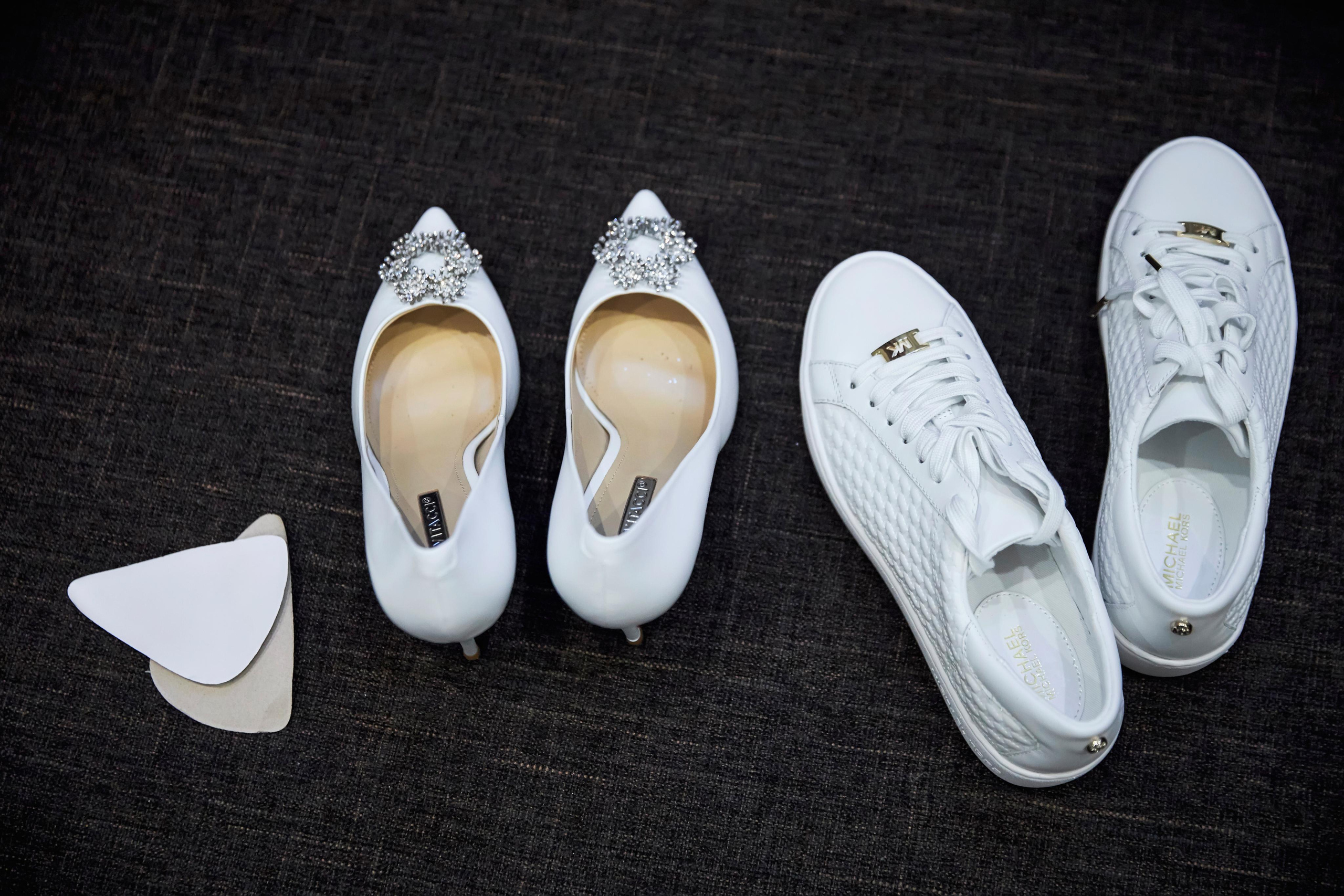 Свадьба в Красной Поляне от TWINS STUDIO в окружении гор. ТВИНС СТУДИО — лучшие свадебные фотографы и видеографы в Краснодаре